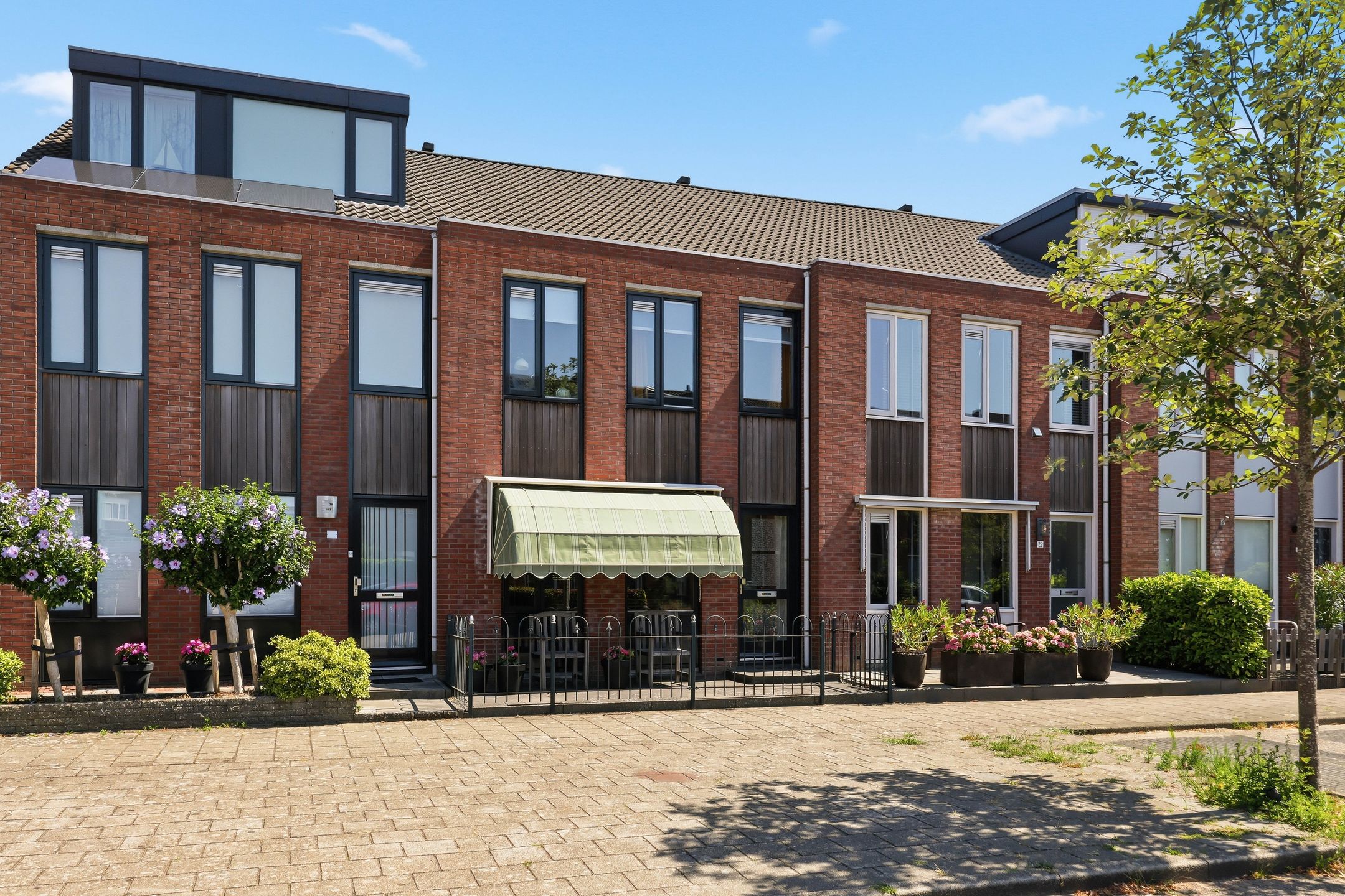 Foto van Claude Debussystraat 24, Zaandijk