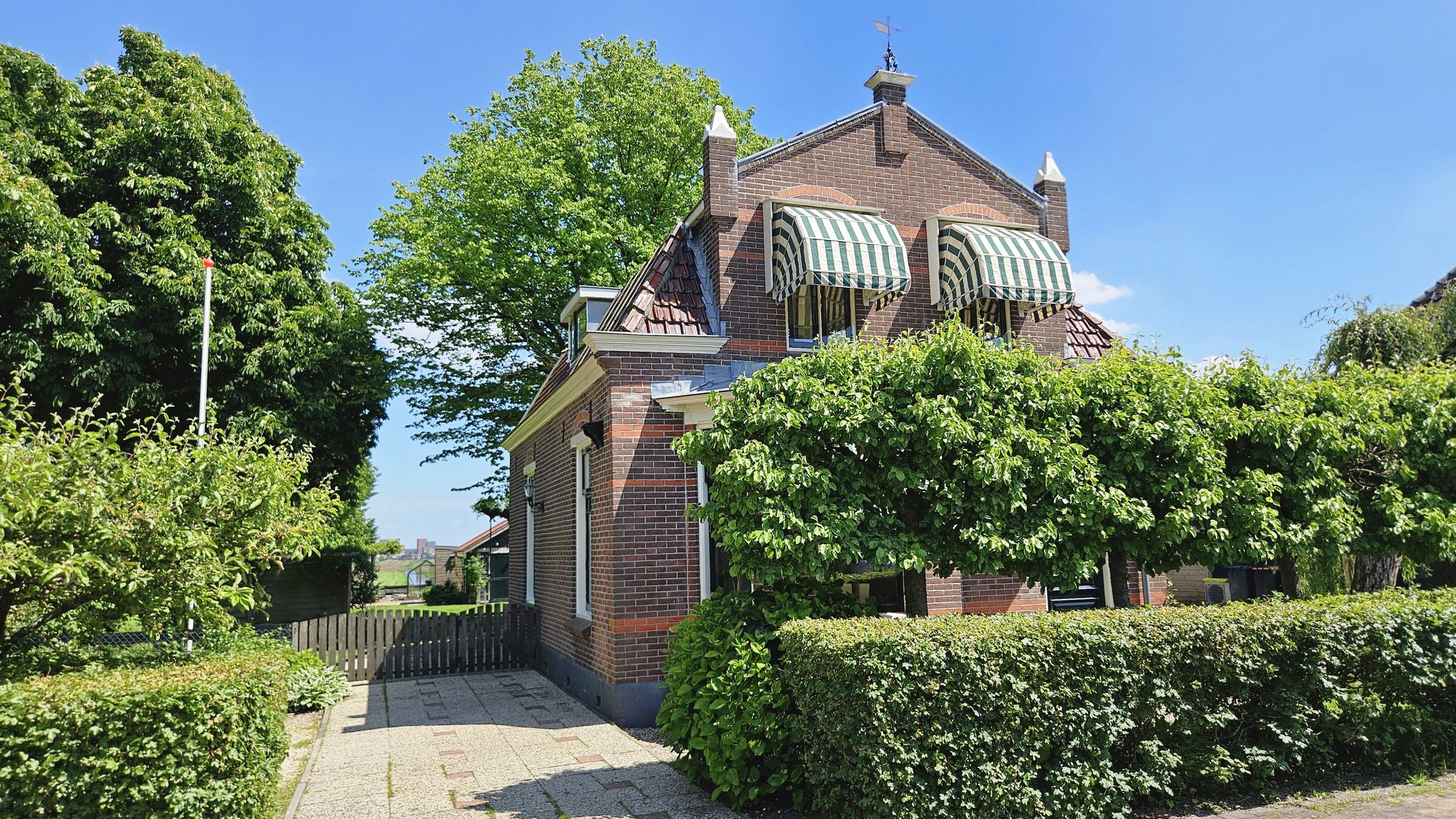 Foto van Zuideinde 190, Westzaan