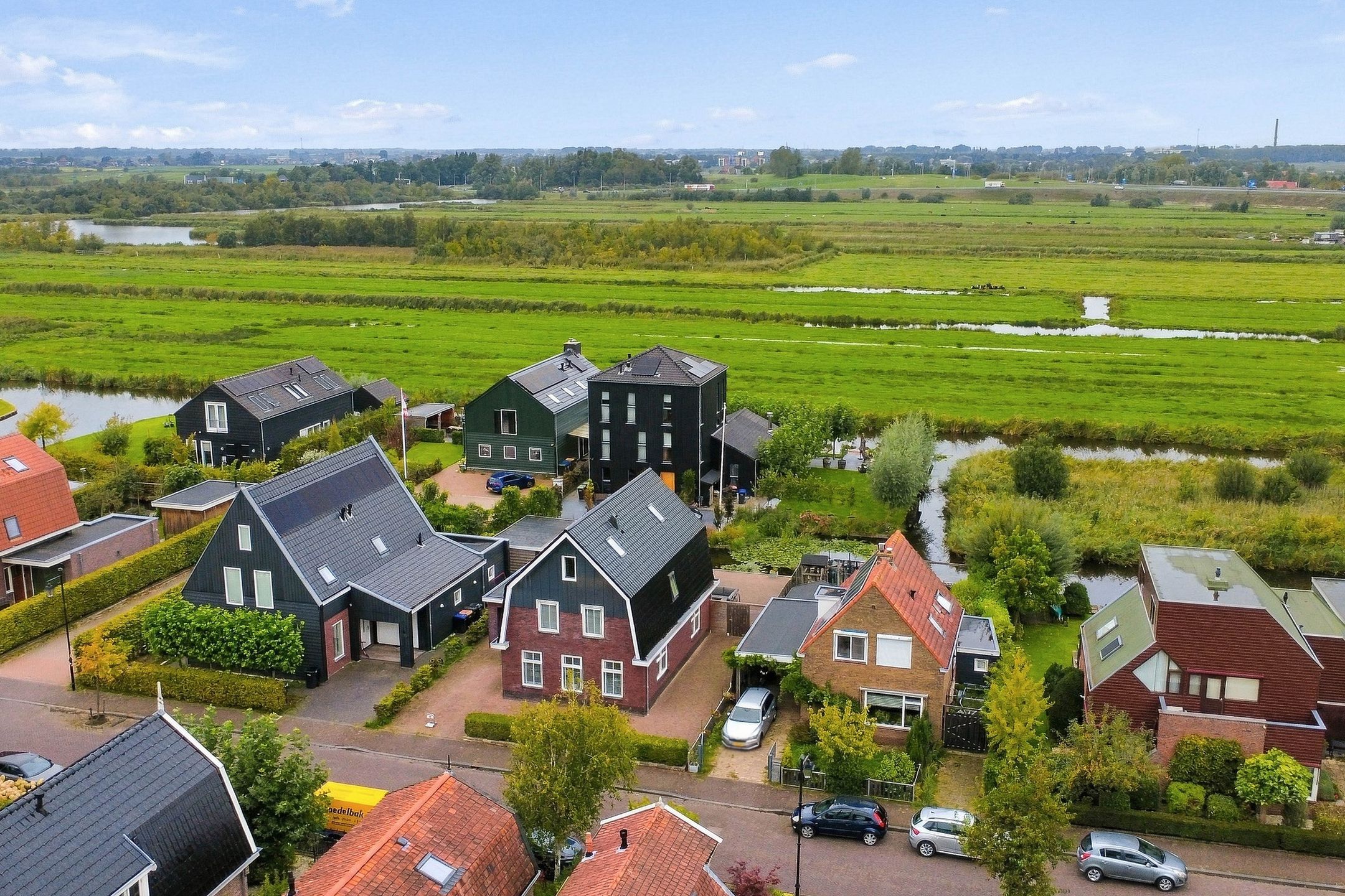Foto van Weiver 121, Westzaan
