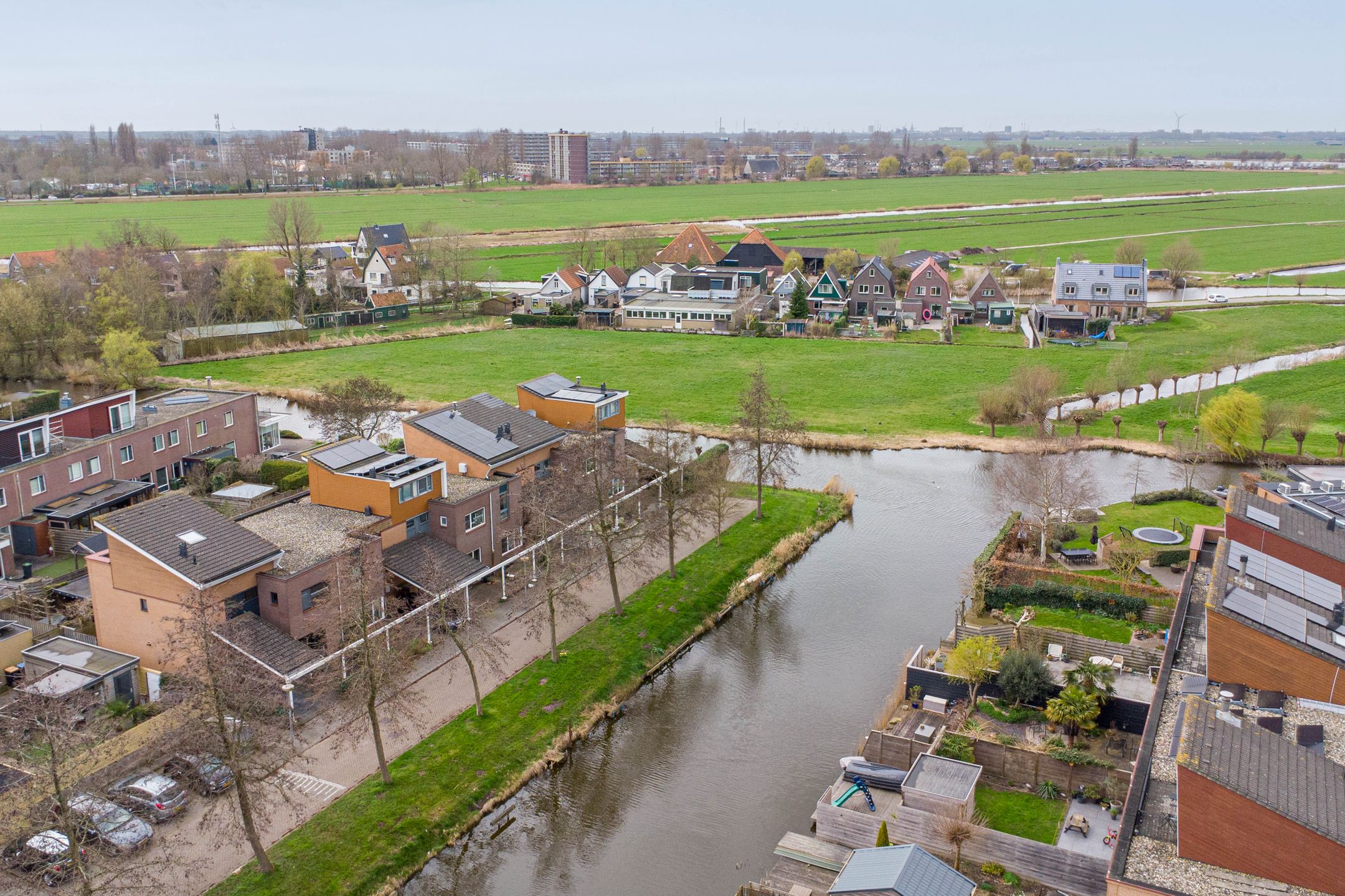 Foto van Akkerhommel 5, Krommenie