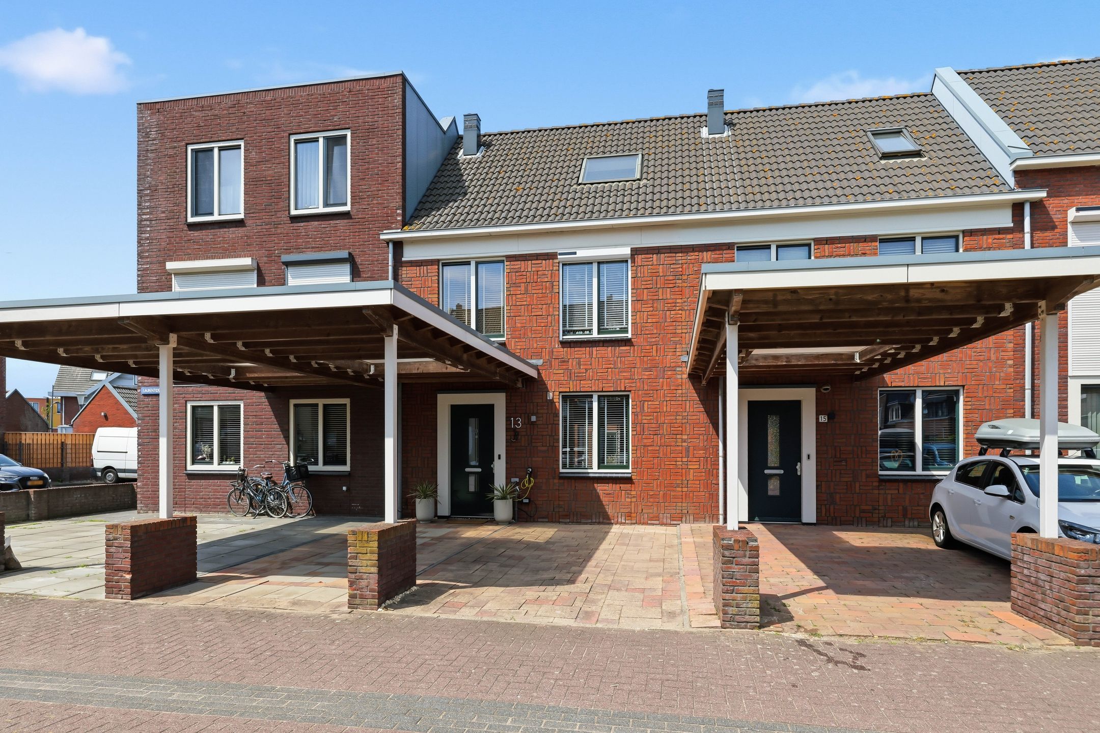Foto van Laurentiden 13, Assendelft