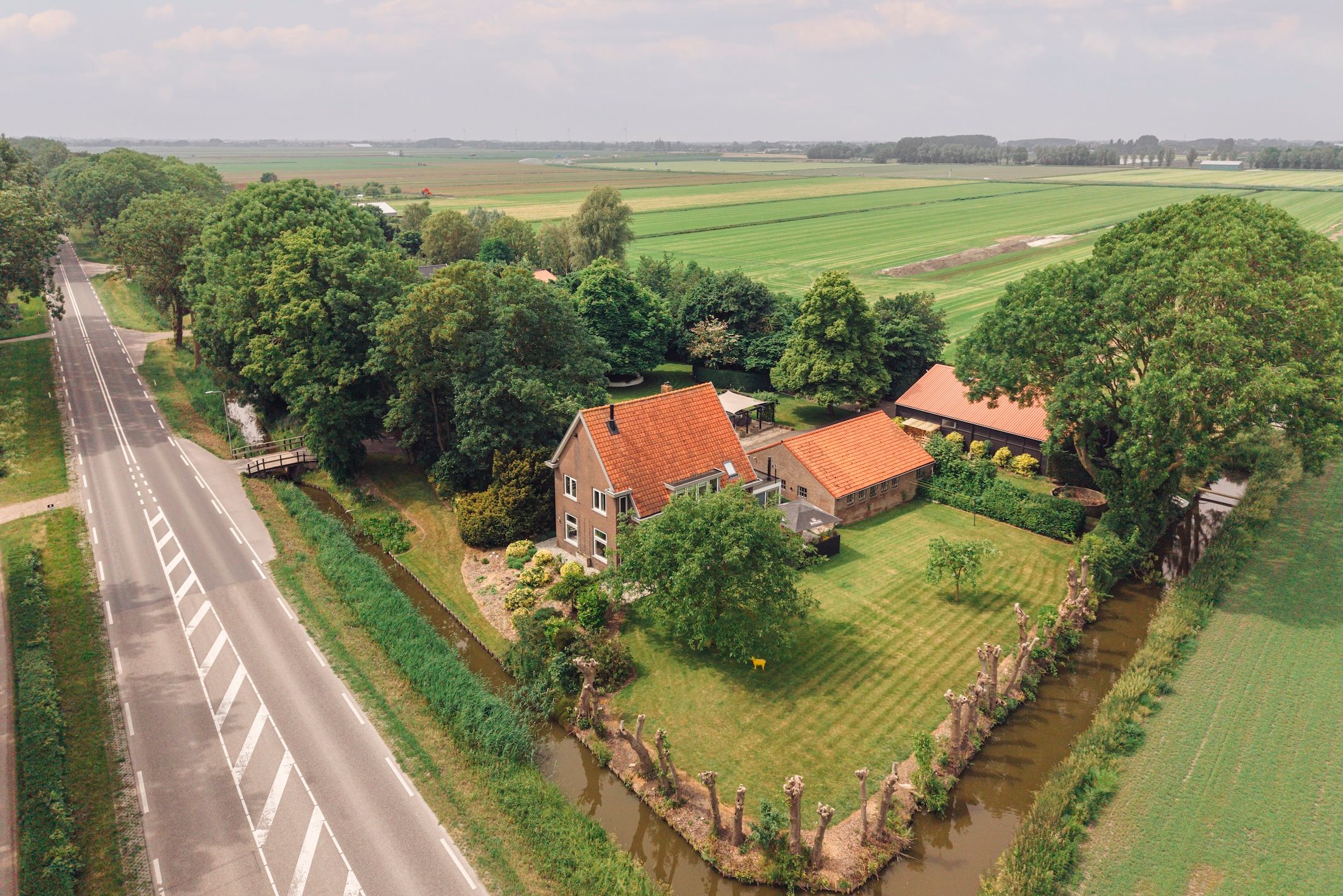 Foto van De Hout 46, Hem