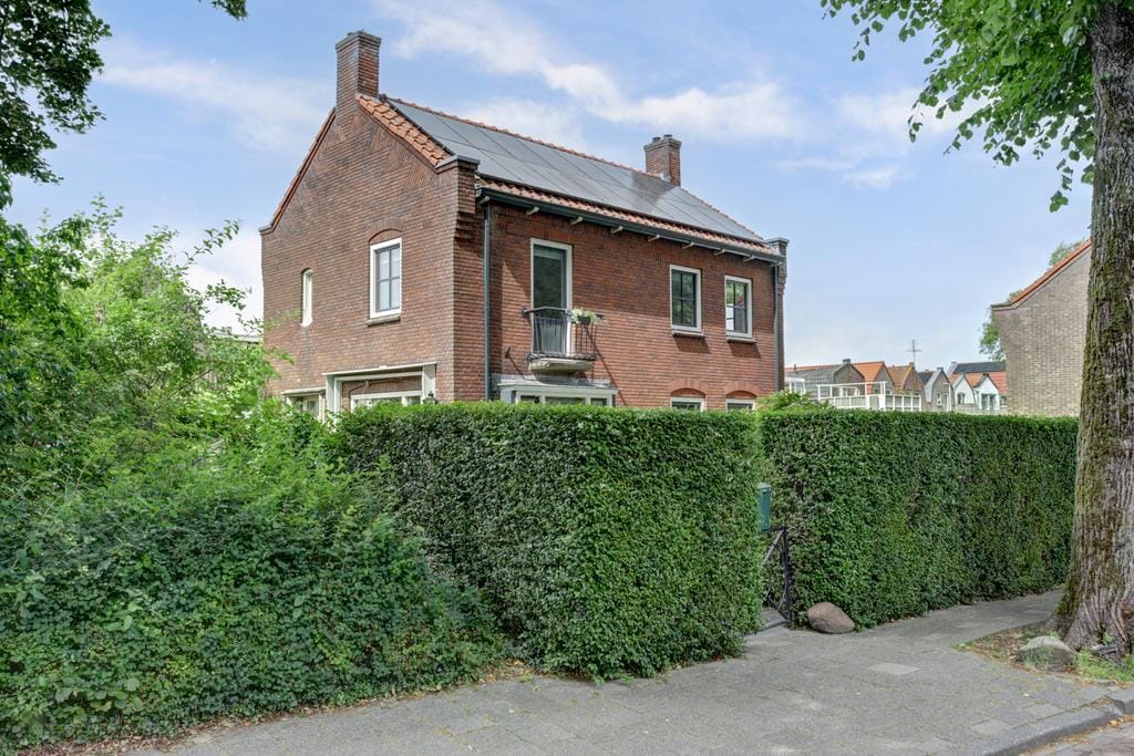 Foto van Commandeur Ravenstraat 1, Hoorn