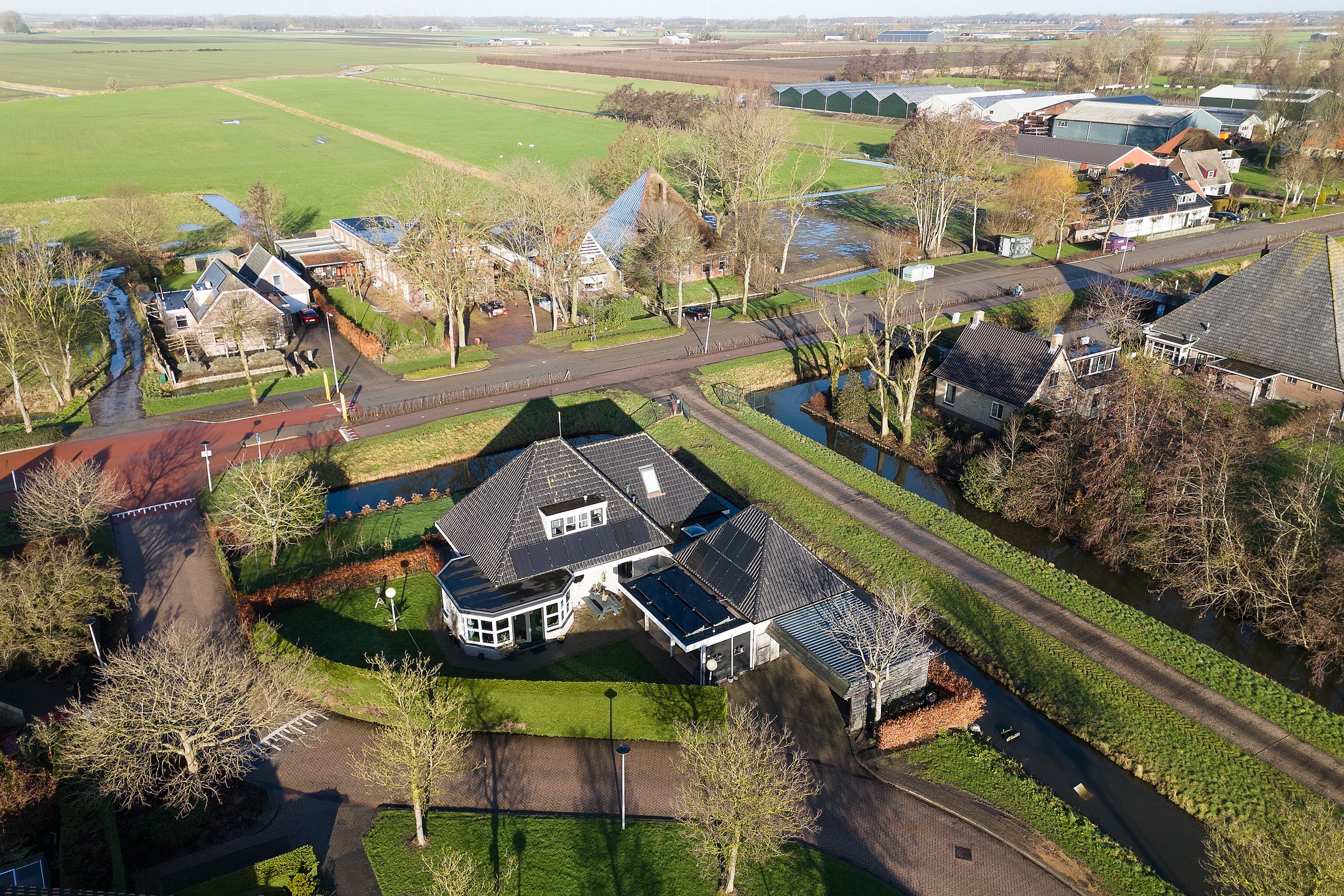 Foto van De Gracht 1, Zwaagdijk-Oost