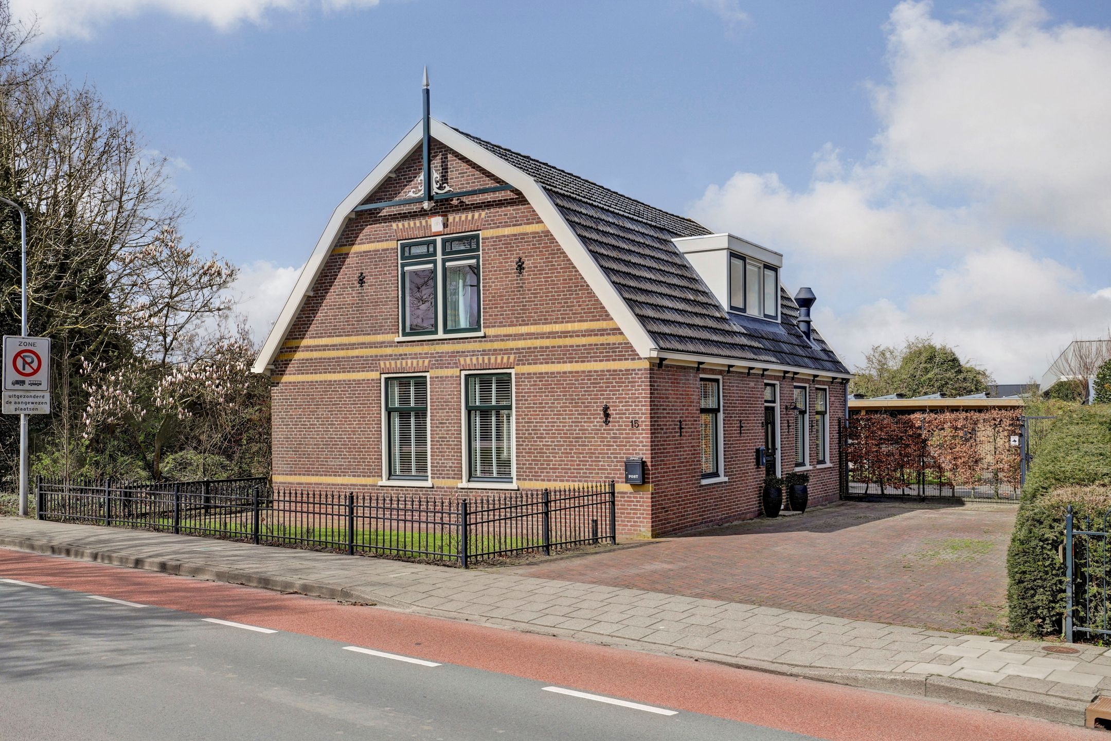 Foto van Westerblokker 15, Blokker