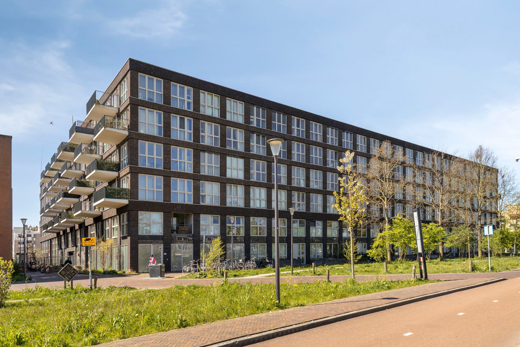 Foto van Lapis Lazuli 140, Heerhugowaard