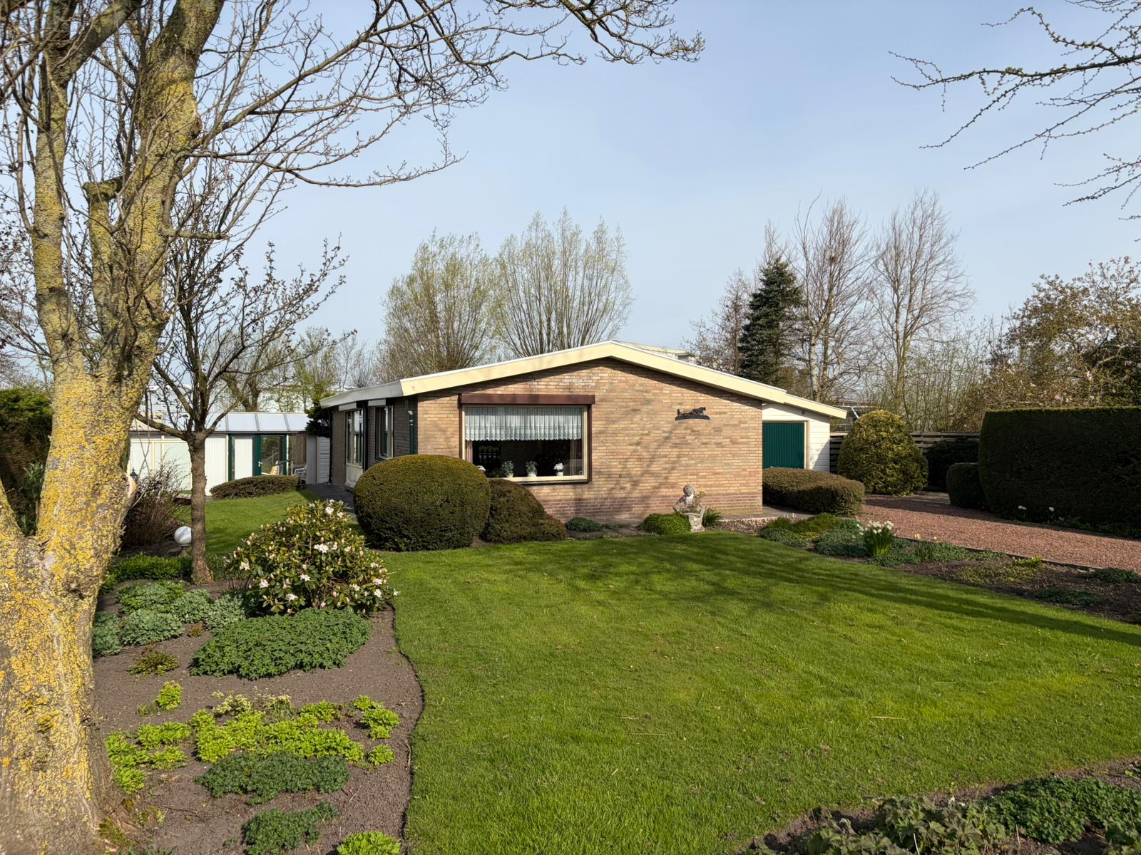 Foto van Dorpsweg 172, Hensbroek