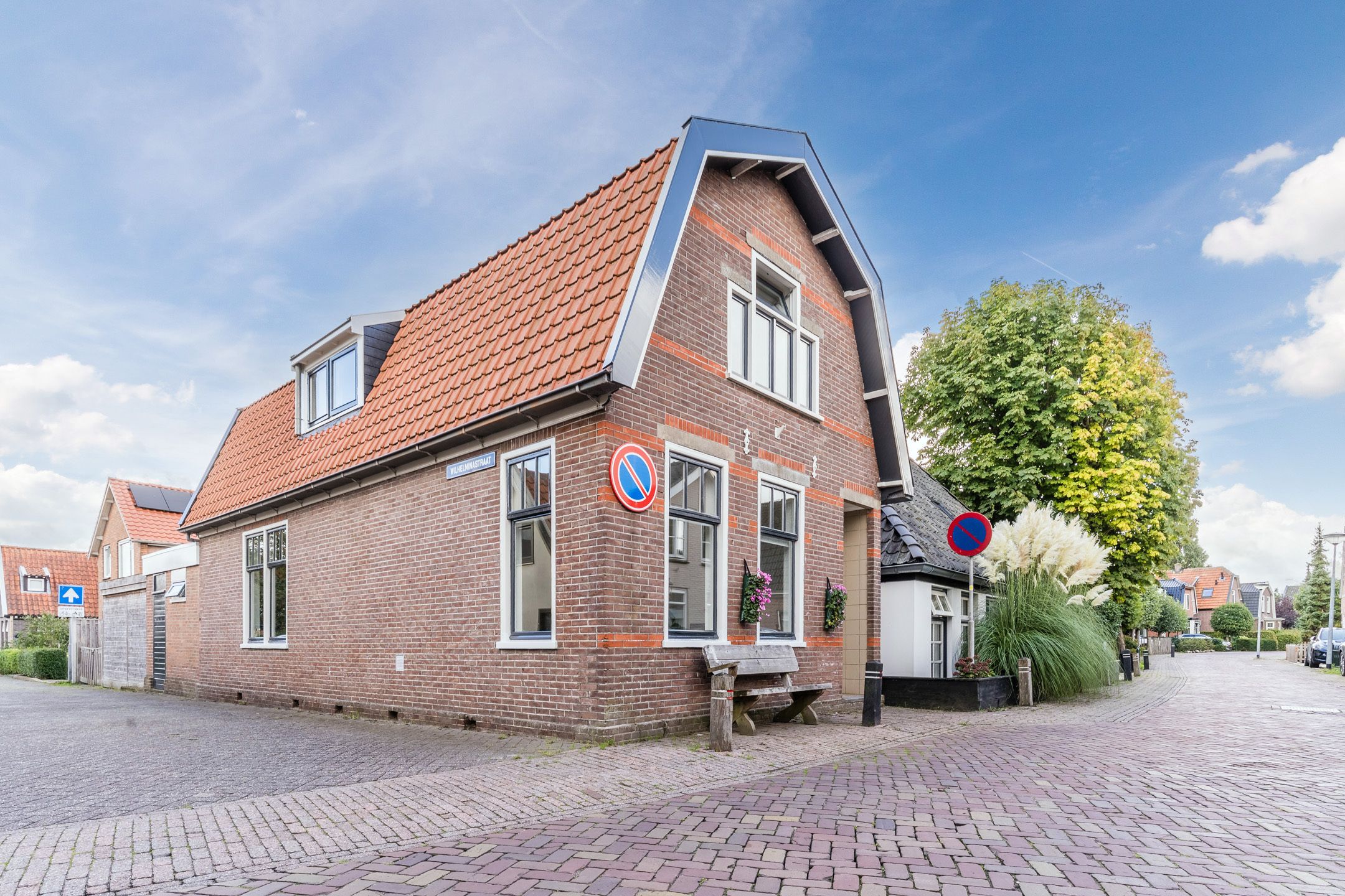 Foto van Dijk 98, Broek op Langedijk