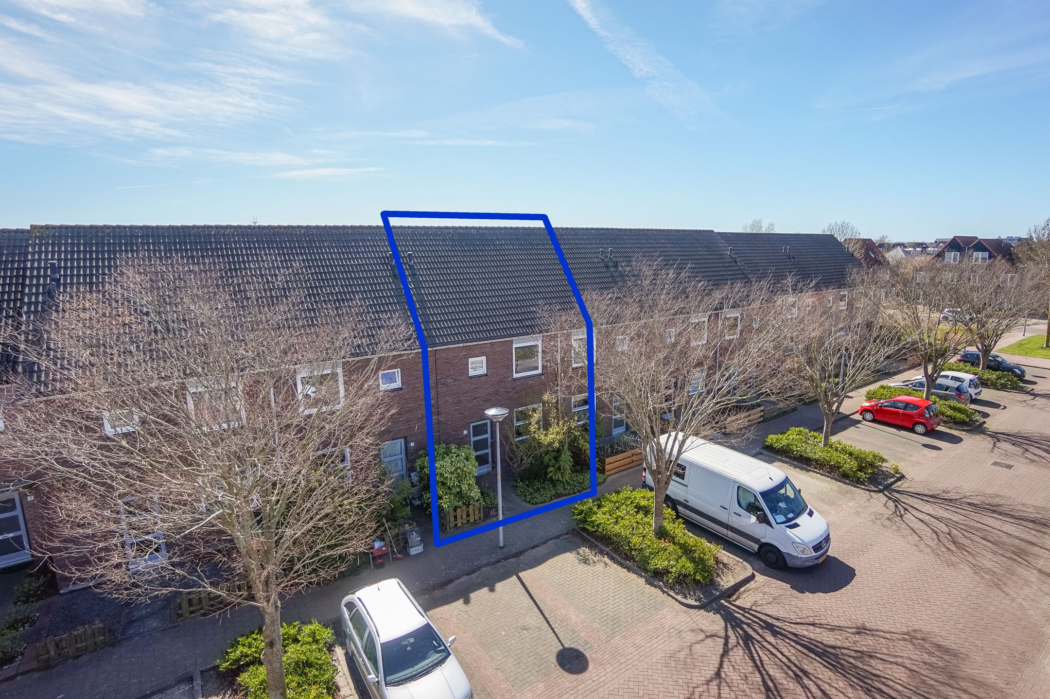 Foto van Bruggesloot 13, Broek op Langedijk