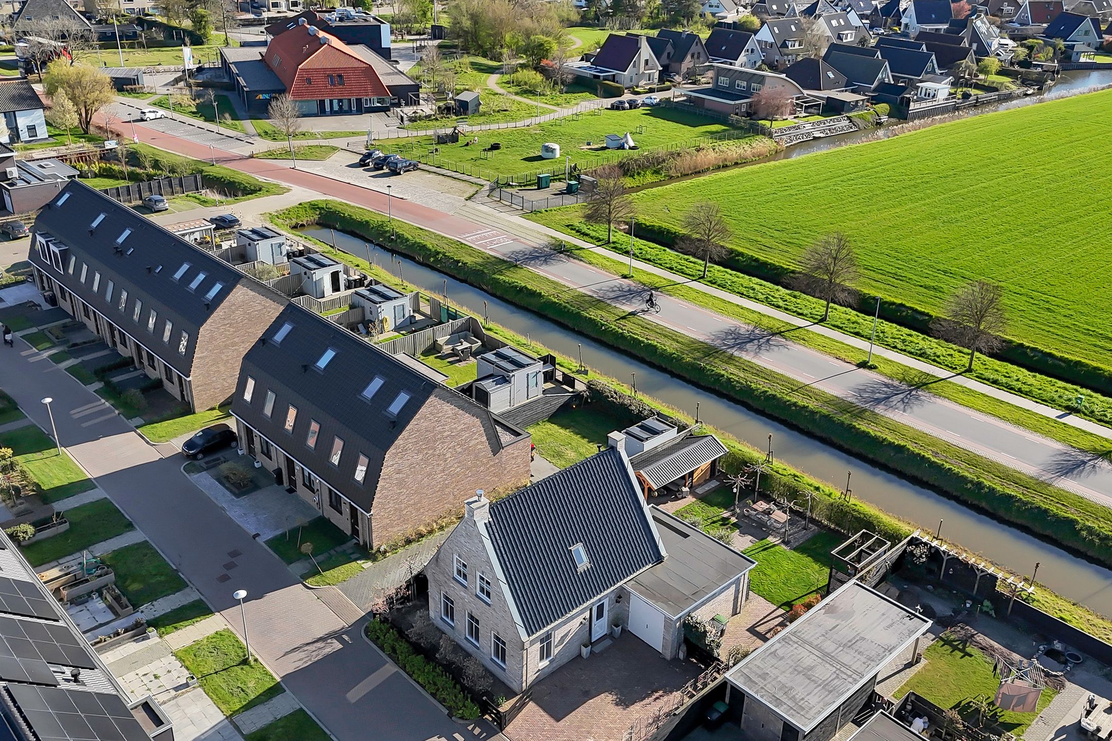 Foto van Boterbloem 2, 't Veld