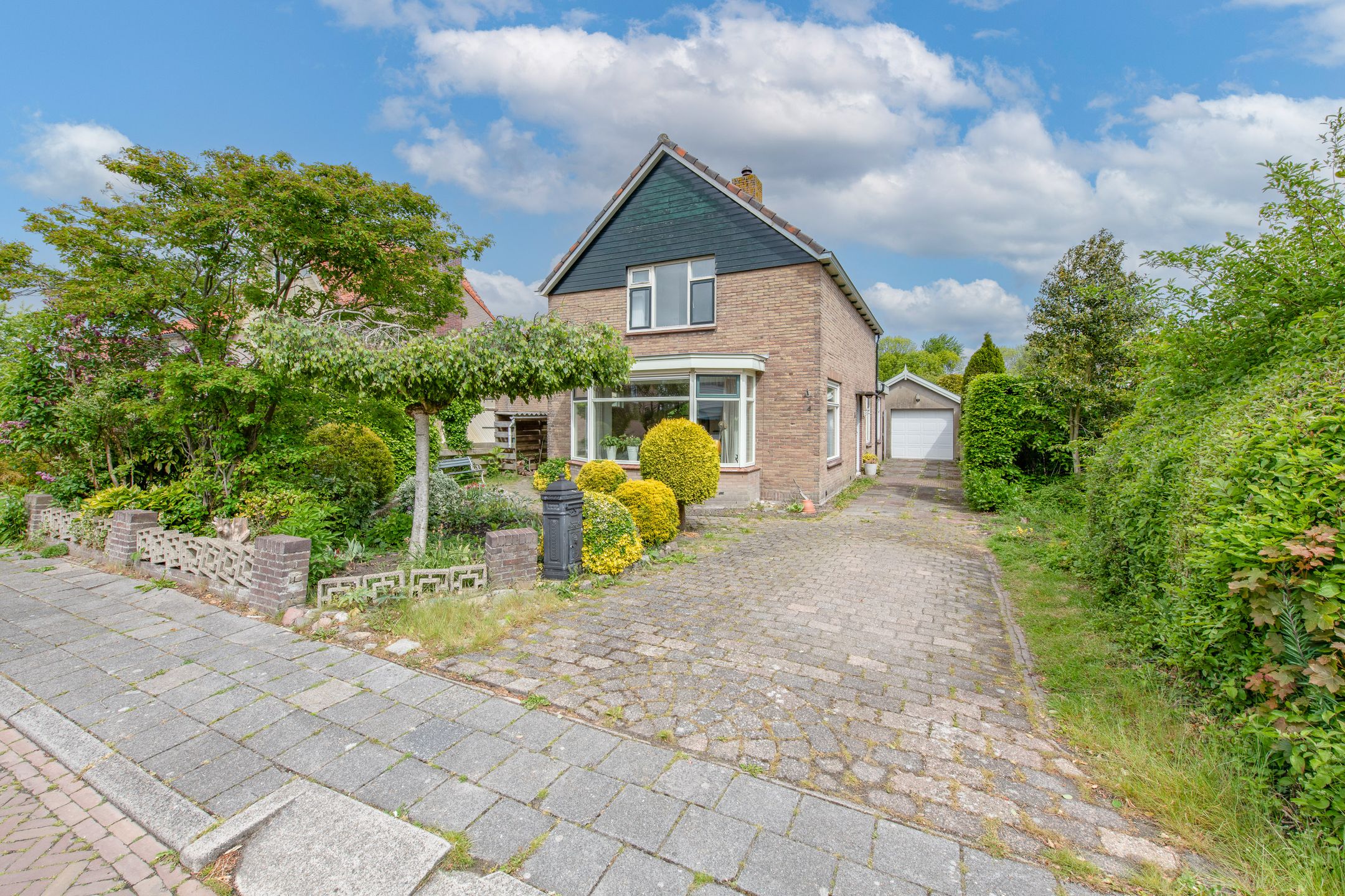 Foto van Burg. Noletstraat 4, Warmenhuizen