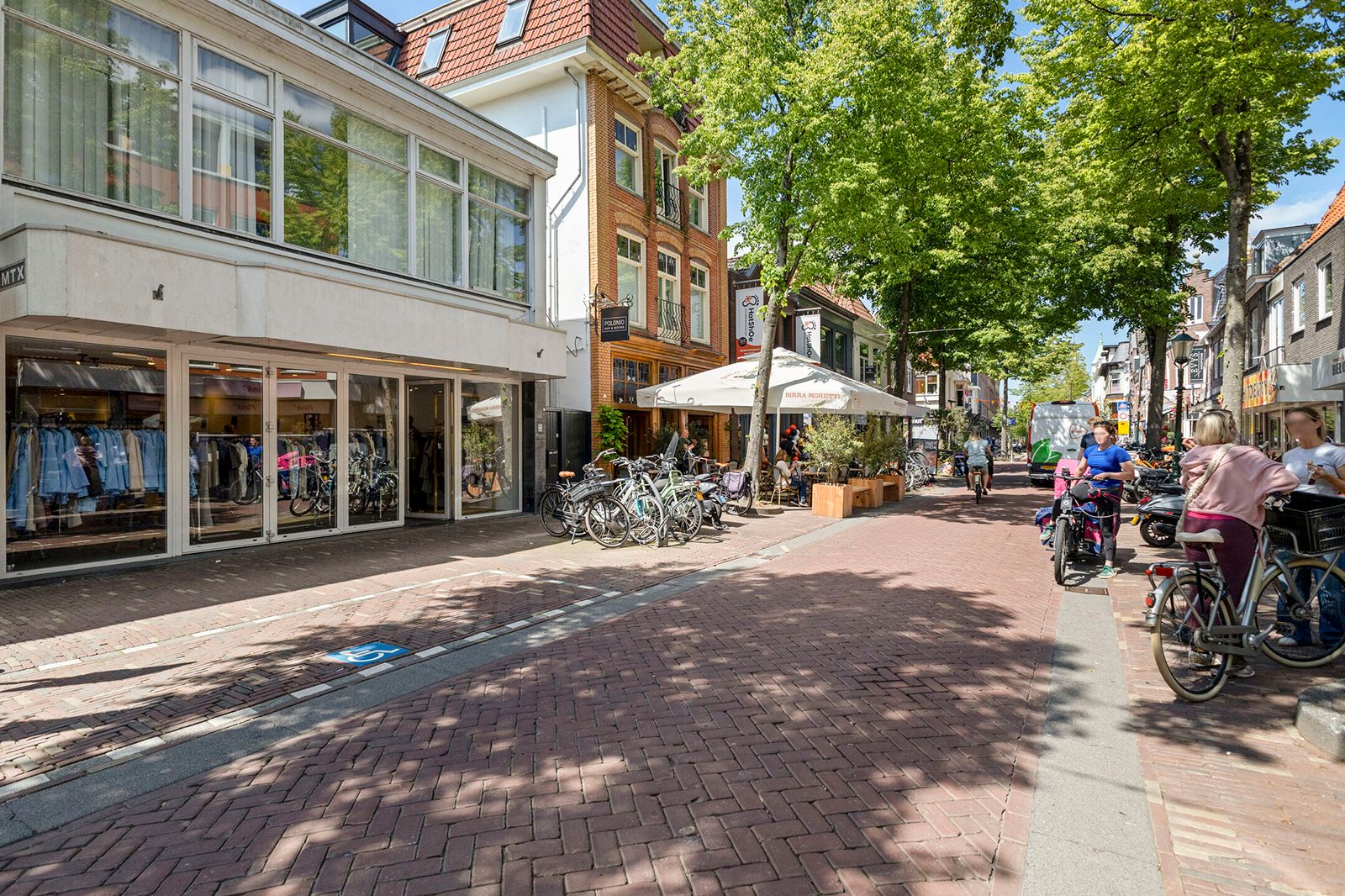Foto van Laat 117E, Alkmaar