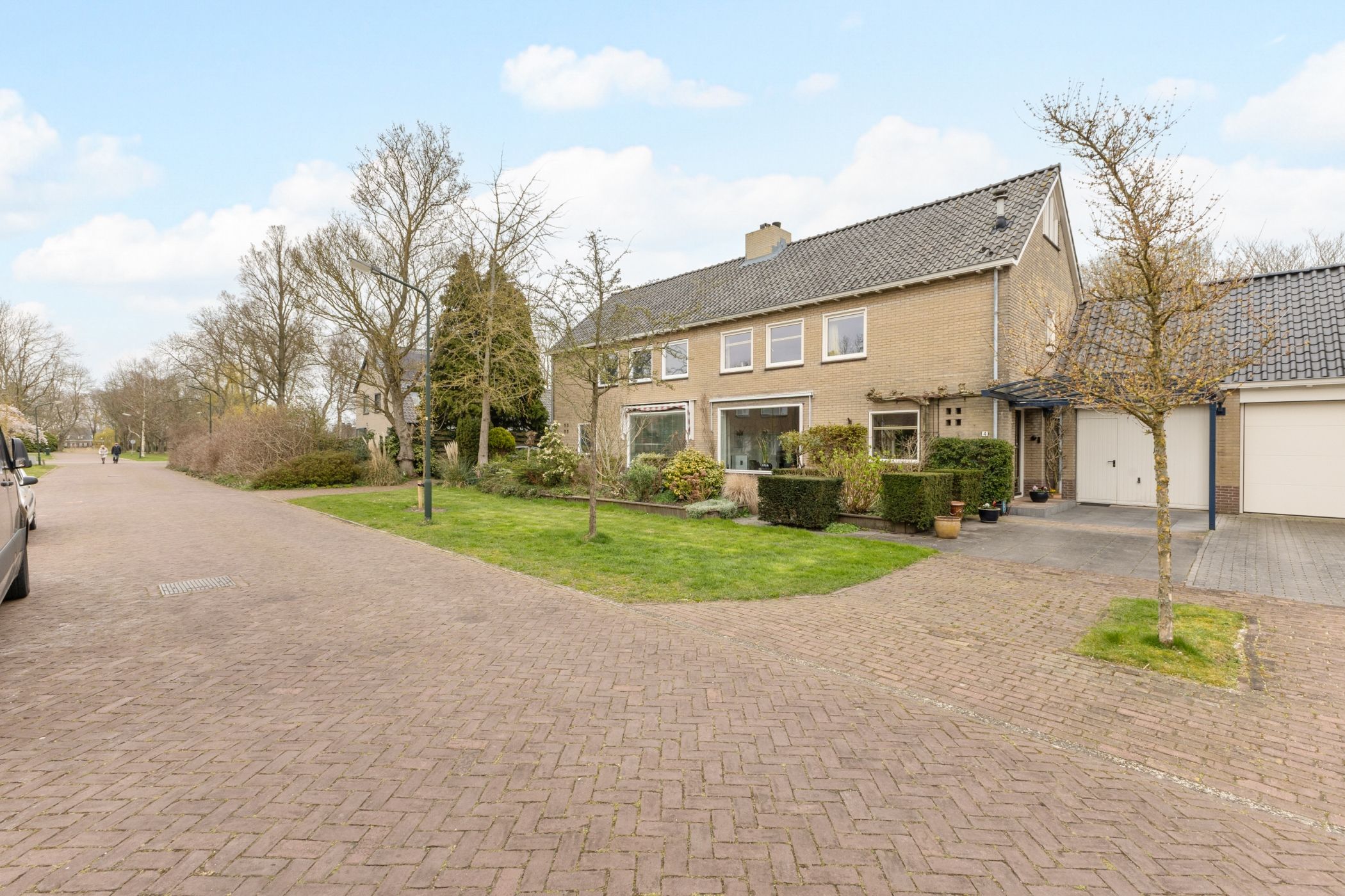 Foto van Korbeellaan 4, Heiloo