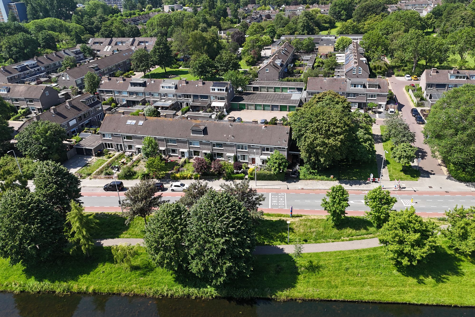 Foto van Prof ten Doesschatestraat 91, Heemskerk