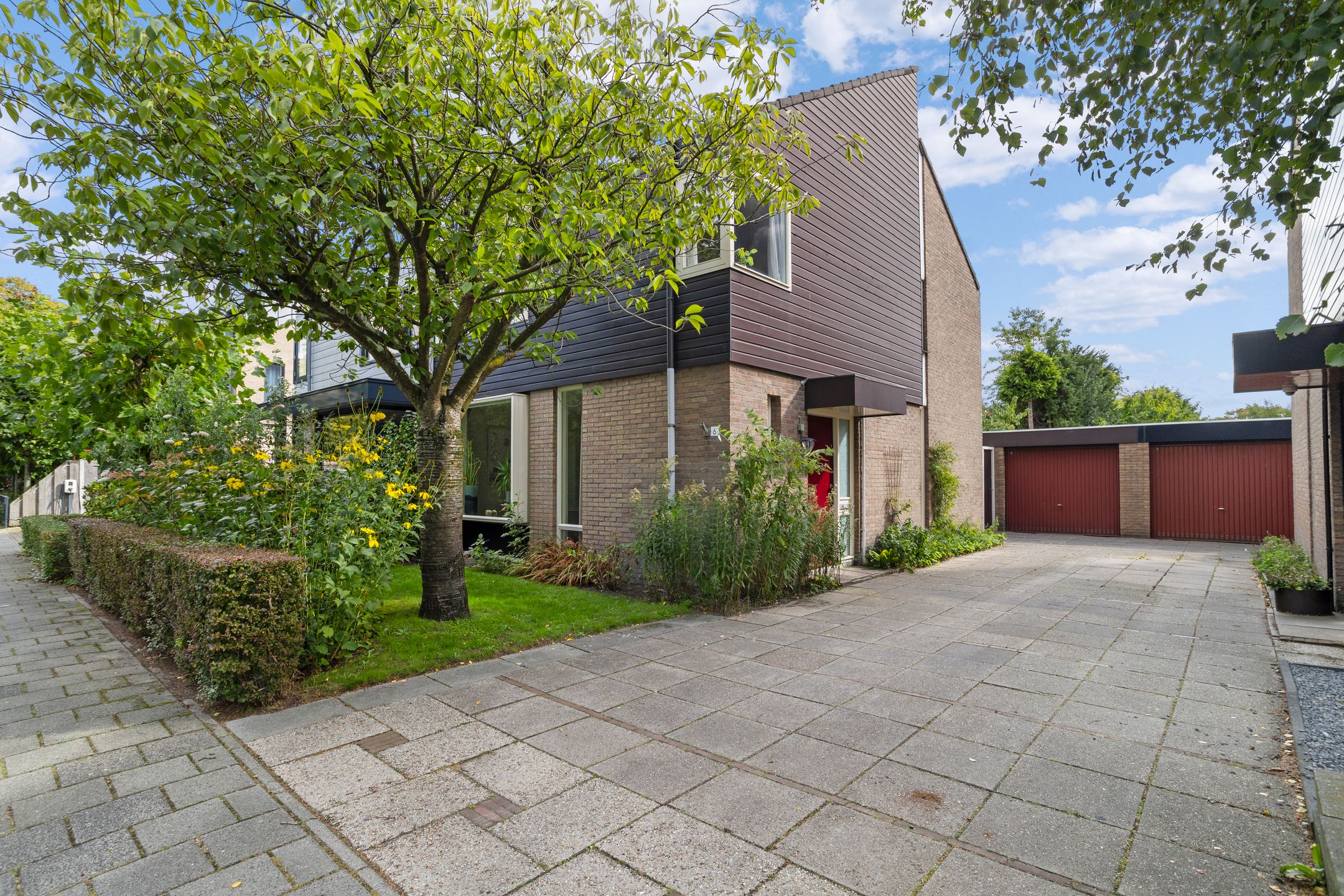 Foto van Hannie Schaftstraat 6, Heemskerk