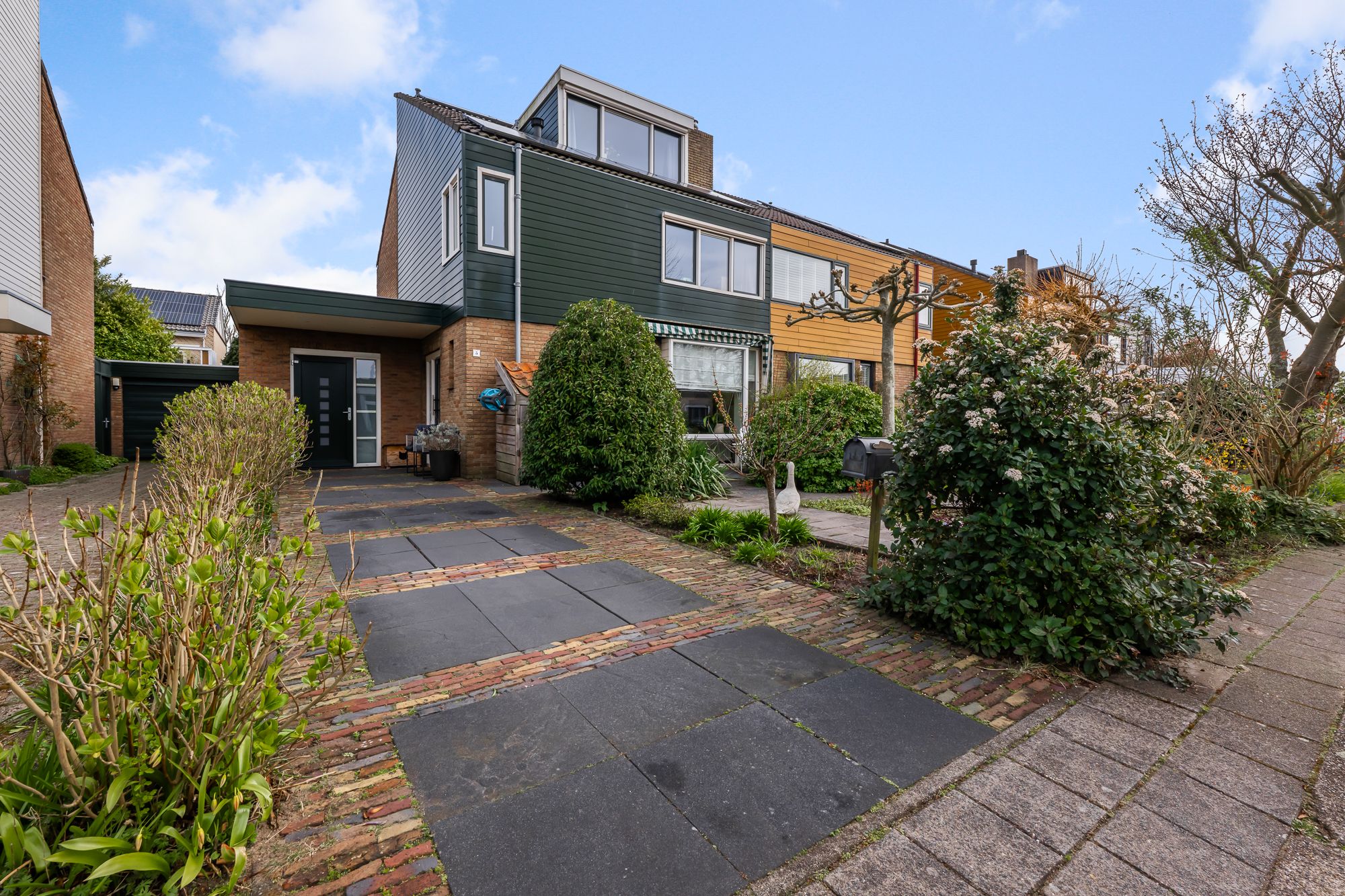 Foto van Fritz Conijnstraat 5, Heemskerk