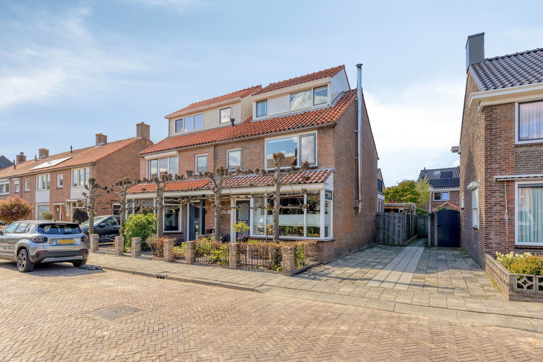Foto van Jacob van Oostzanenstraat 10, Heemskerk