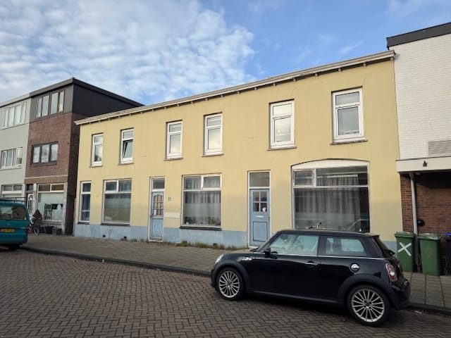 Foto van Trompstraat 18, IJmuiden