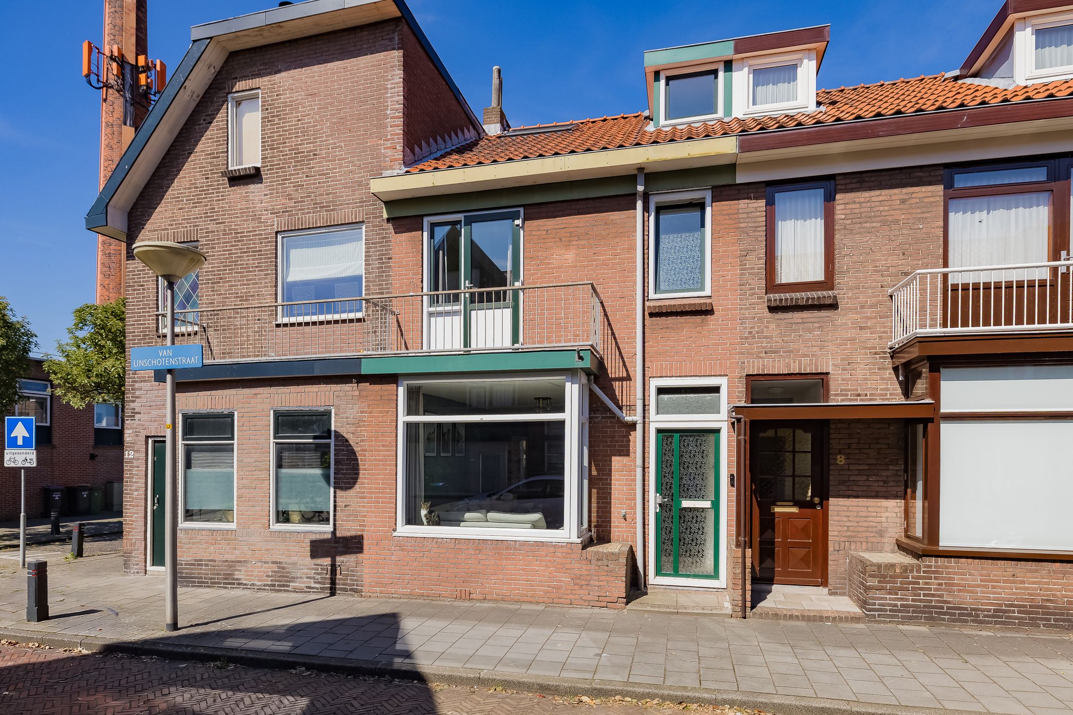 Foto van Van Linschotenstraat 10, IJmuiden