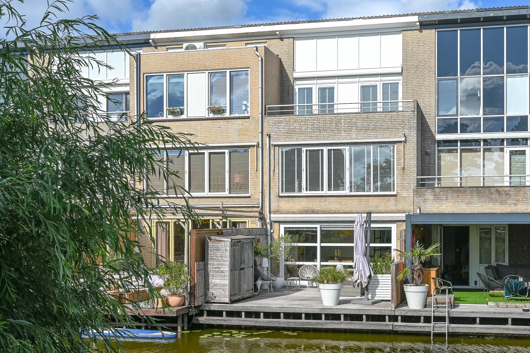 Foto van Johanna Westerdijkstraat 28, Velserbroek