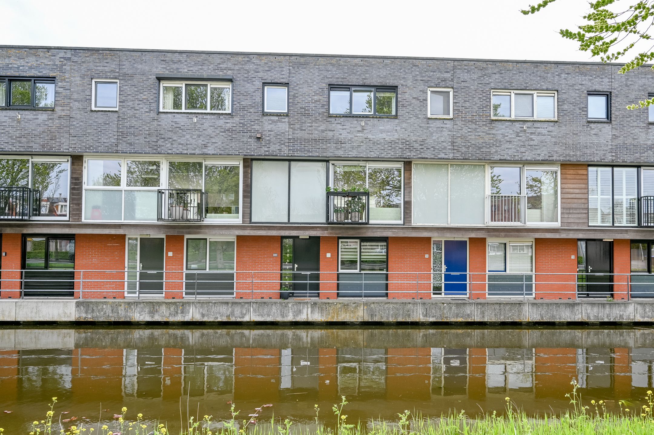 Foto van J. Michaëlpad 54, Velserbroek