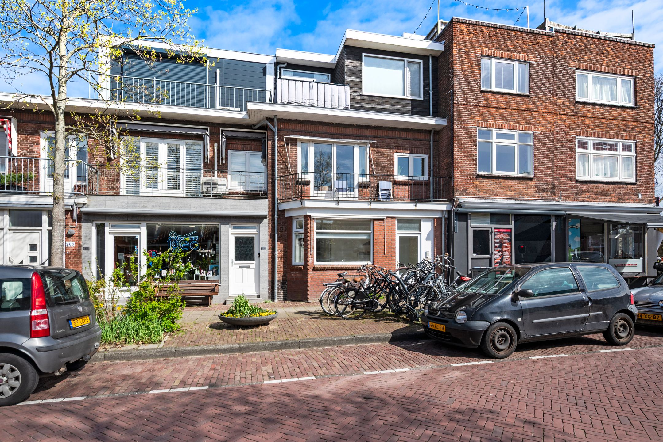 Foto van Van Oosten de Bruijnstraat 211, Haarlem
