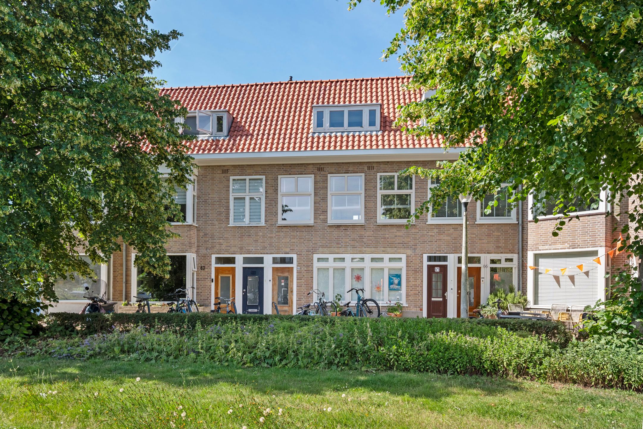 Foto van Van Zeggelenplein 64, Haarlem