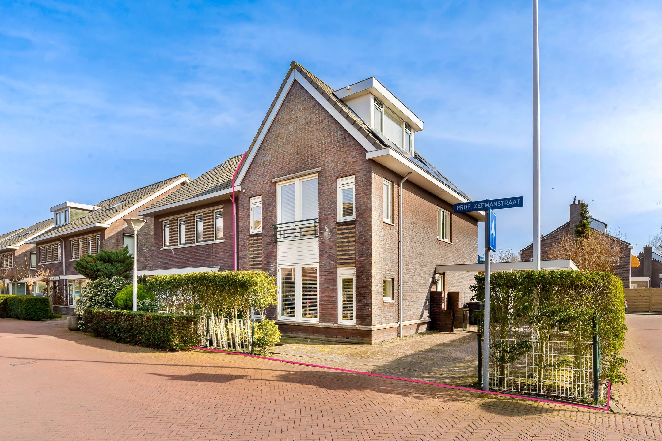 Foto van Professor Zeemanstraat 43, Zandvoort