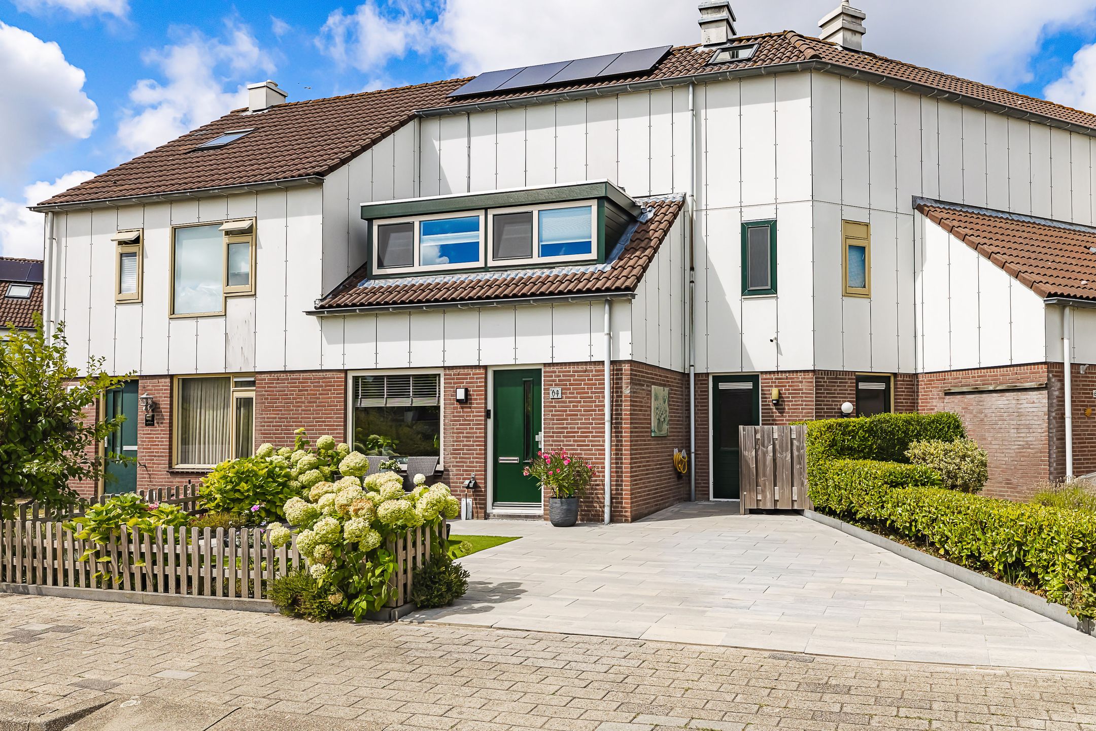 Foto van Puttersbos 64, Hoofddorp