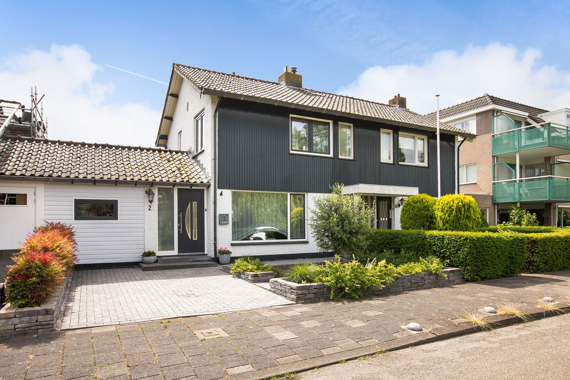 Foto van Dokter Van Haeringenplantsoen 2, Nieuw-Vennep