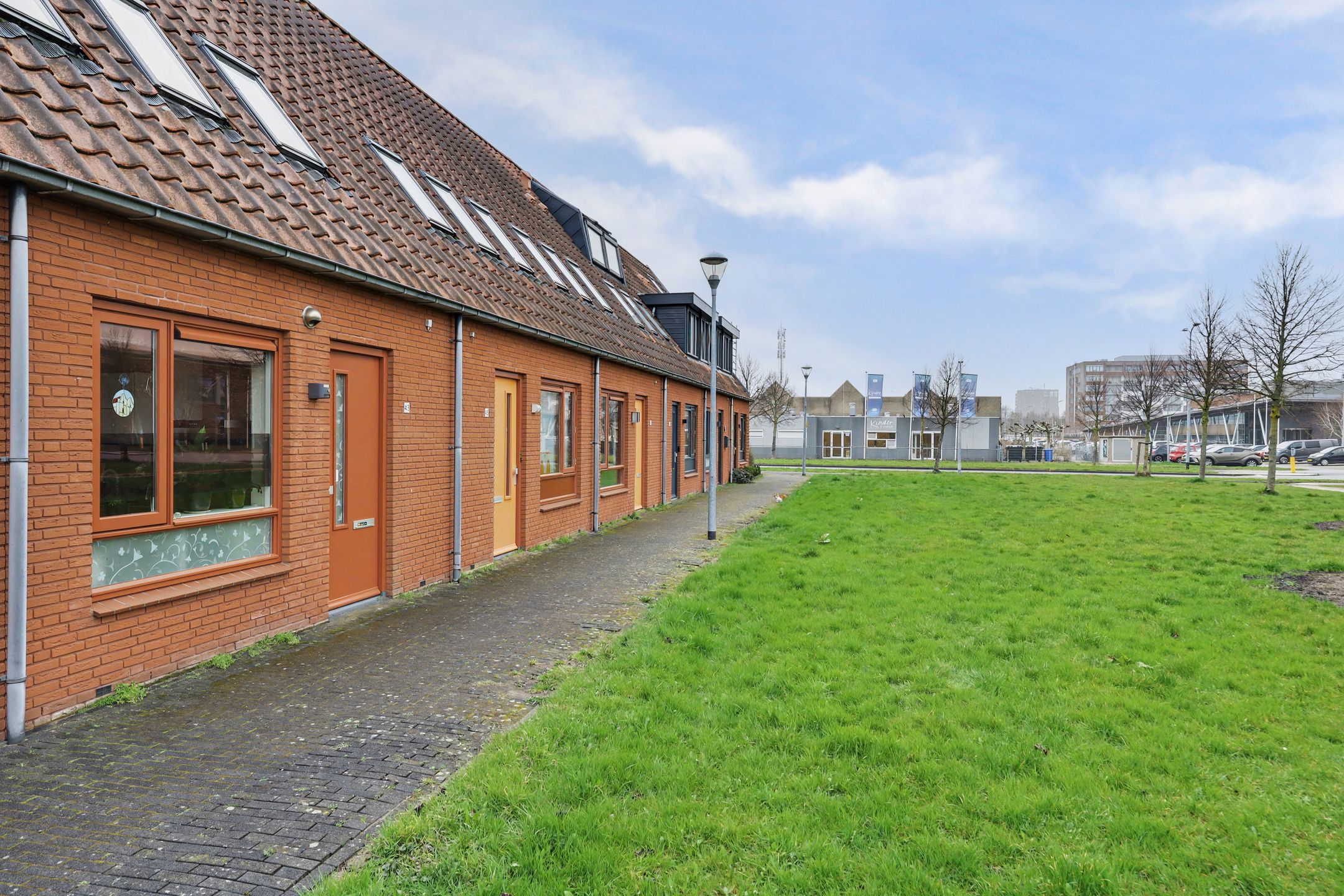 Foto van Albertvillelaan 43, Nieuw-Vennep