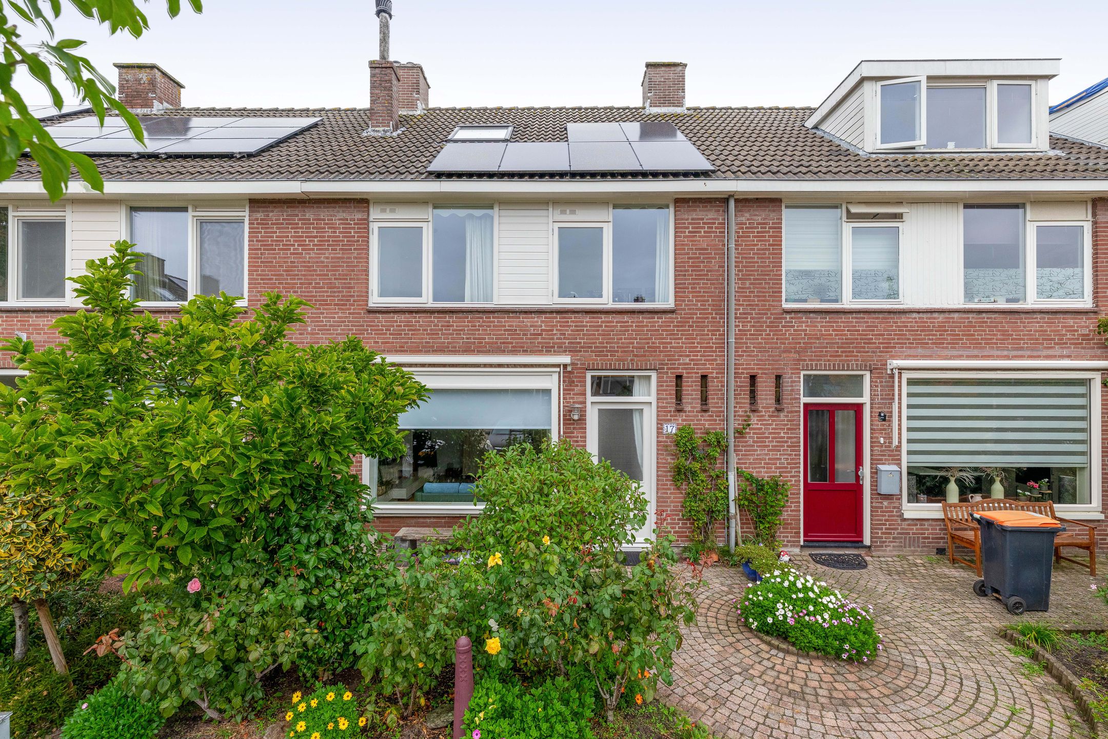 Foto van Vincent van Goghstraat 17, Lisse