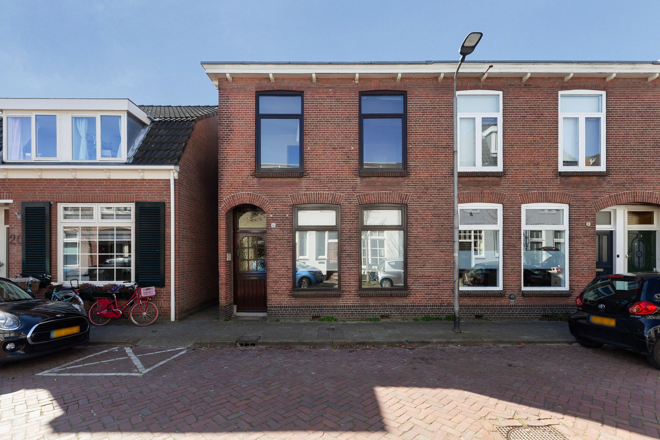 Foto van Floris Schoutenstraat 18, Sassenheim