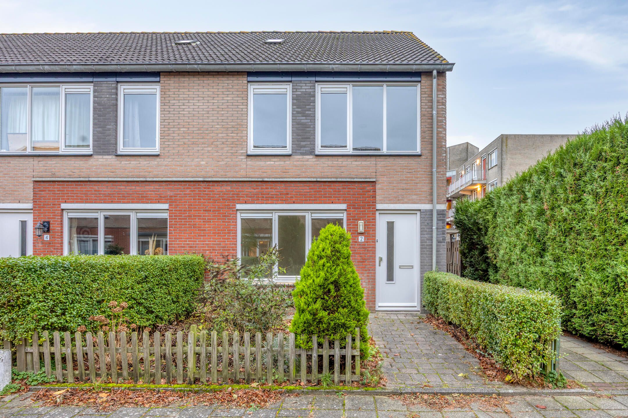 Foto van Alexander Adamskistraat 2, Voorschoten