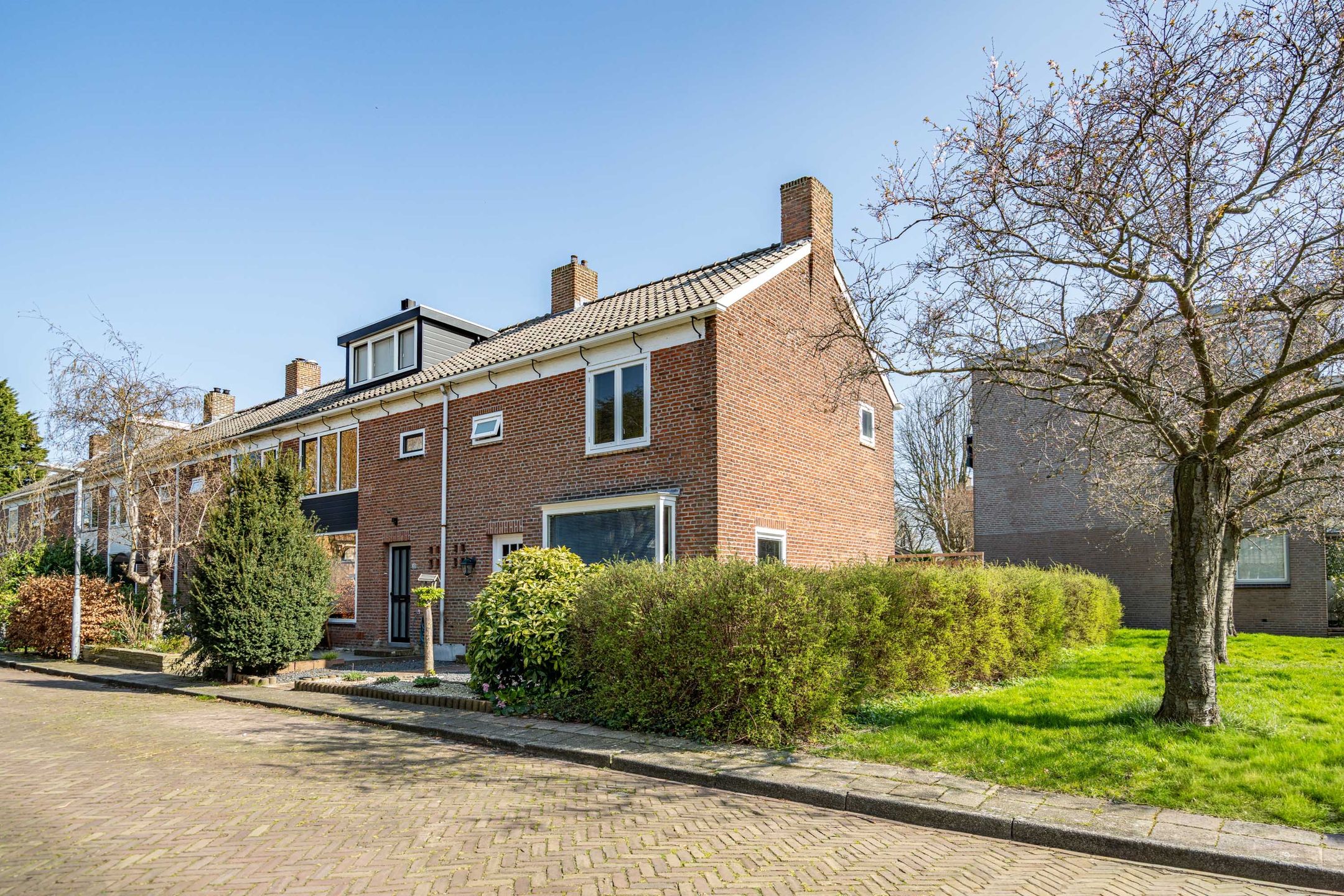 Foto van Julius Röntgenlaan 18, Leidschendam
