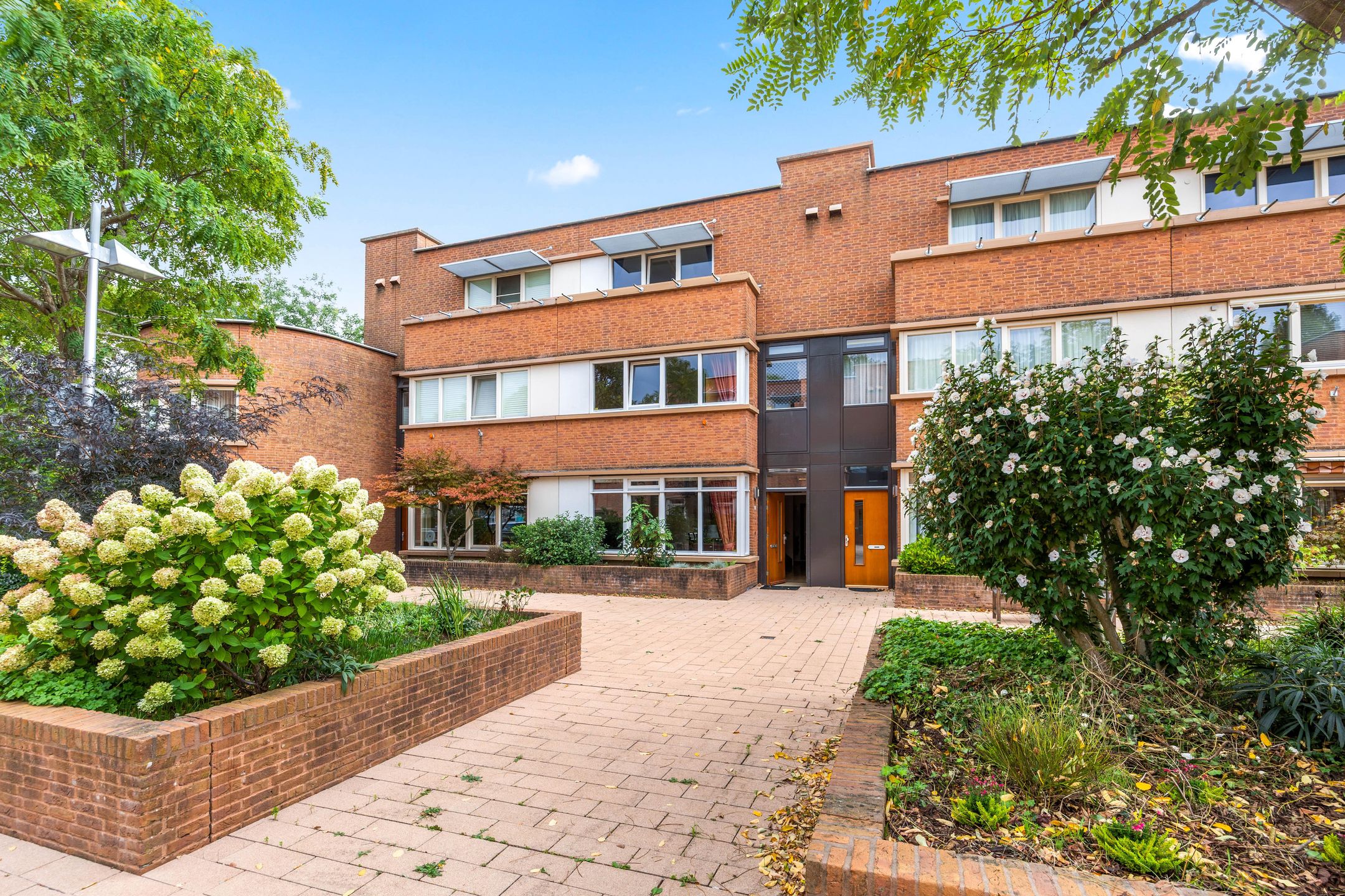 Foto van Menagerie 3, Voorburg