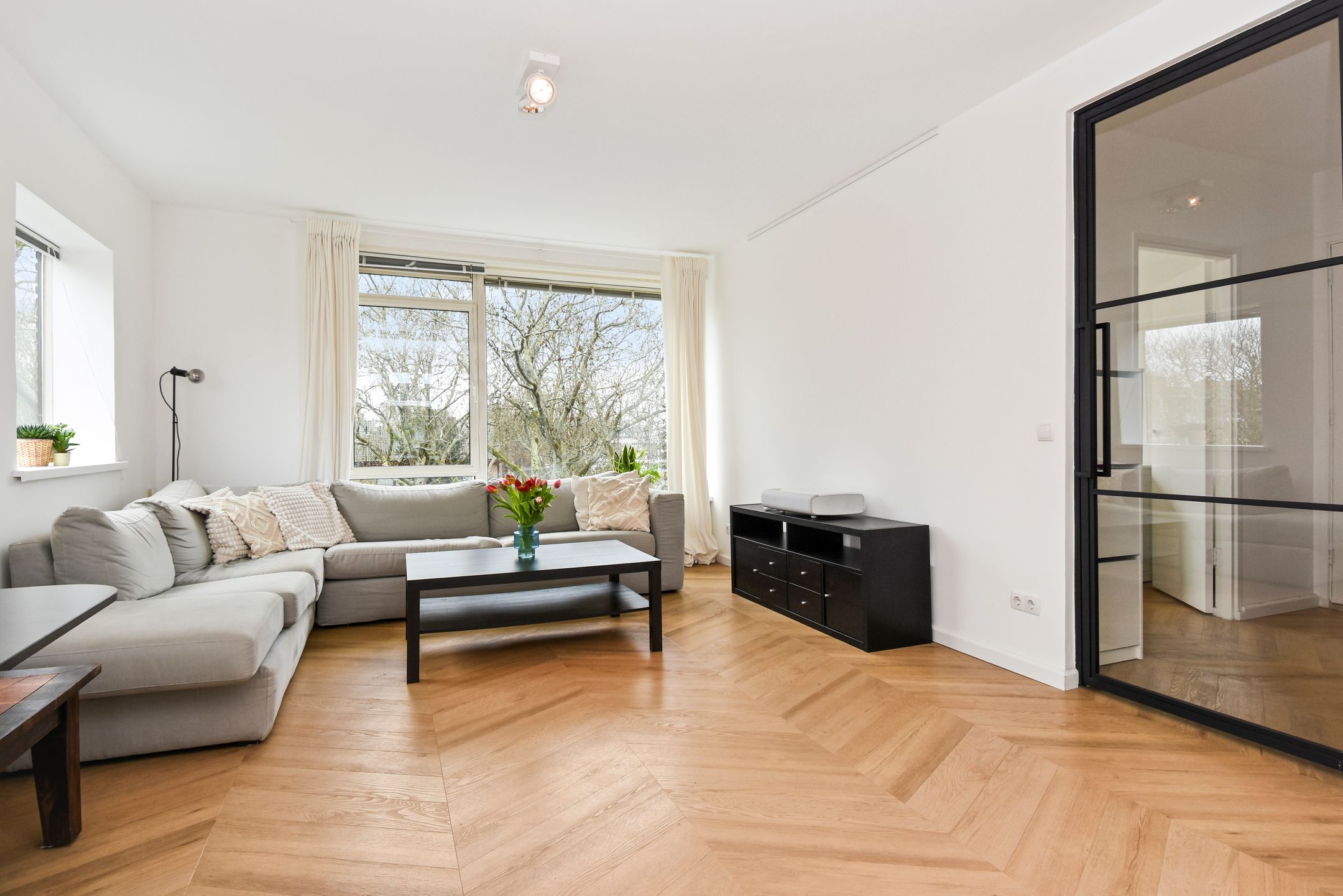 Foto van Aart van der Leeuwkade 81, Voorburg