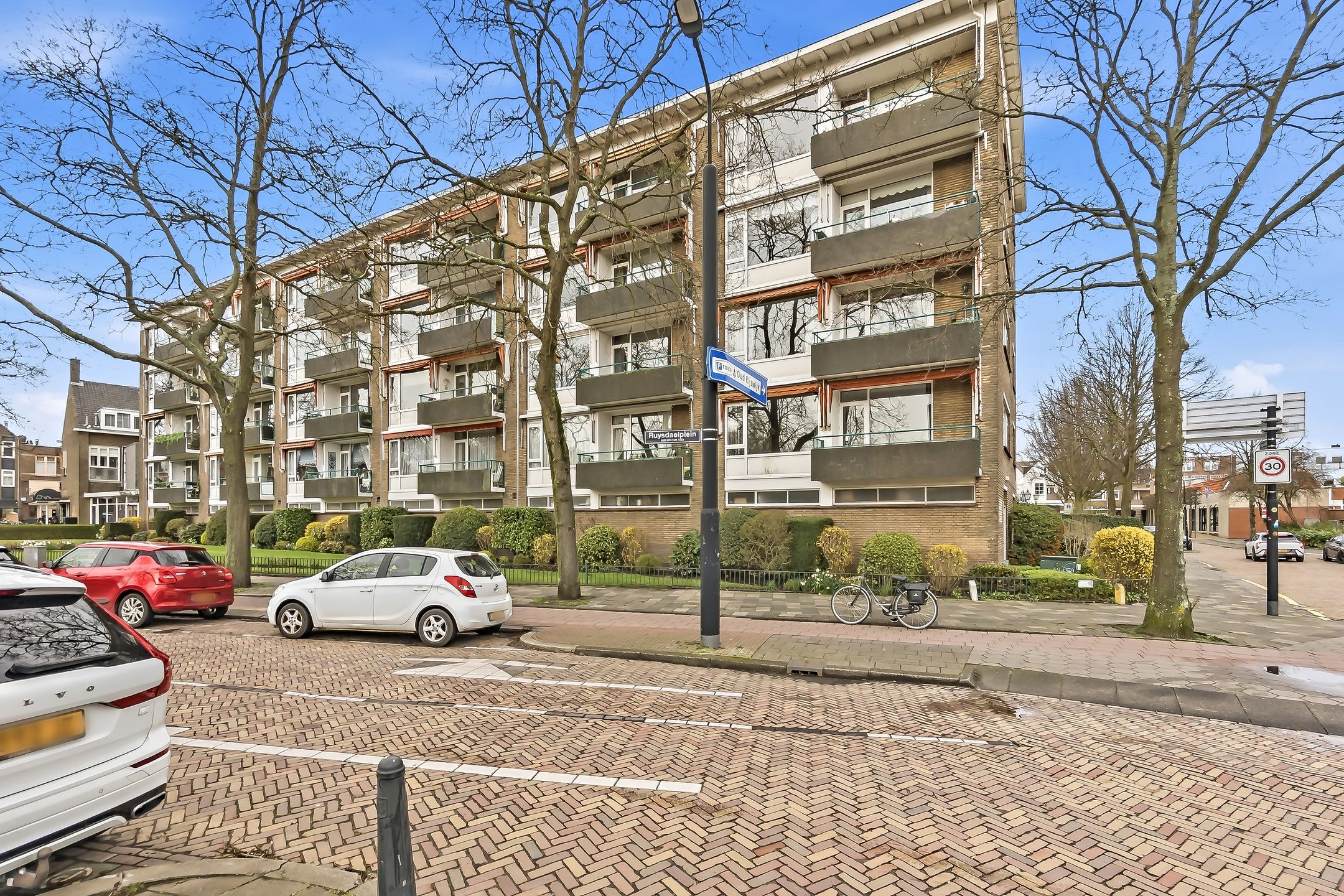 Foto van Ruysdaelplein 13, Rijswijk (ZH)