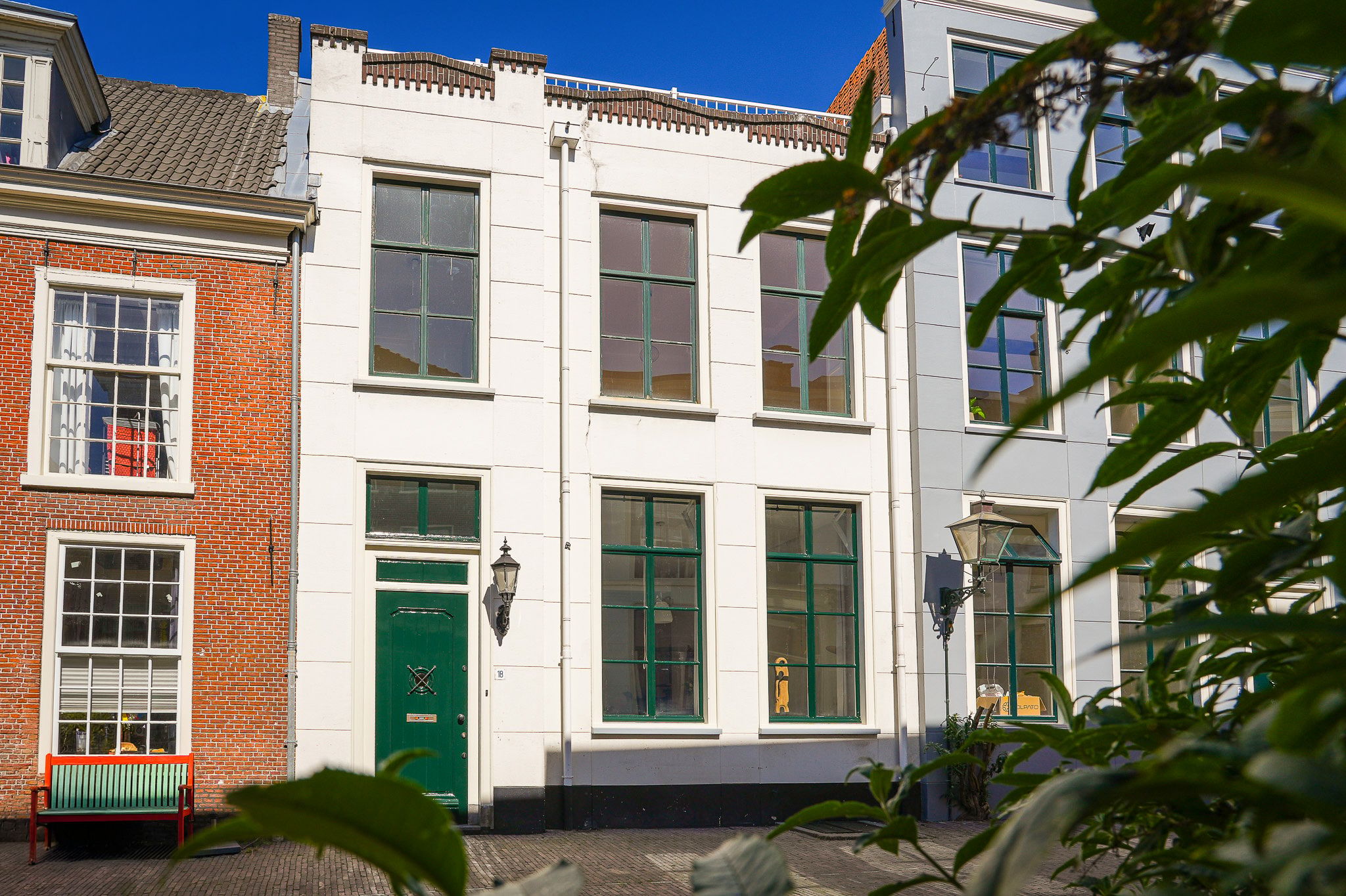 Foto van Langebrug 18, Leiden