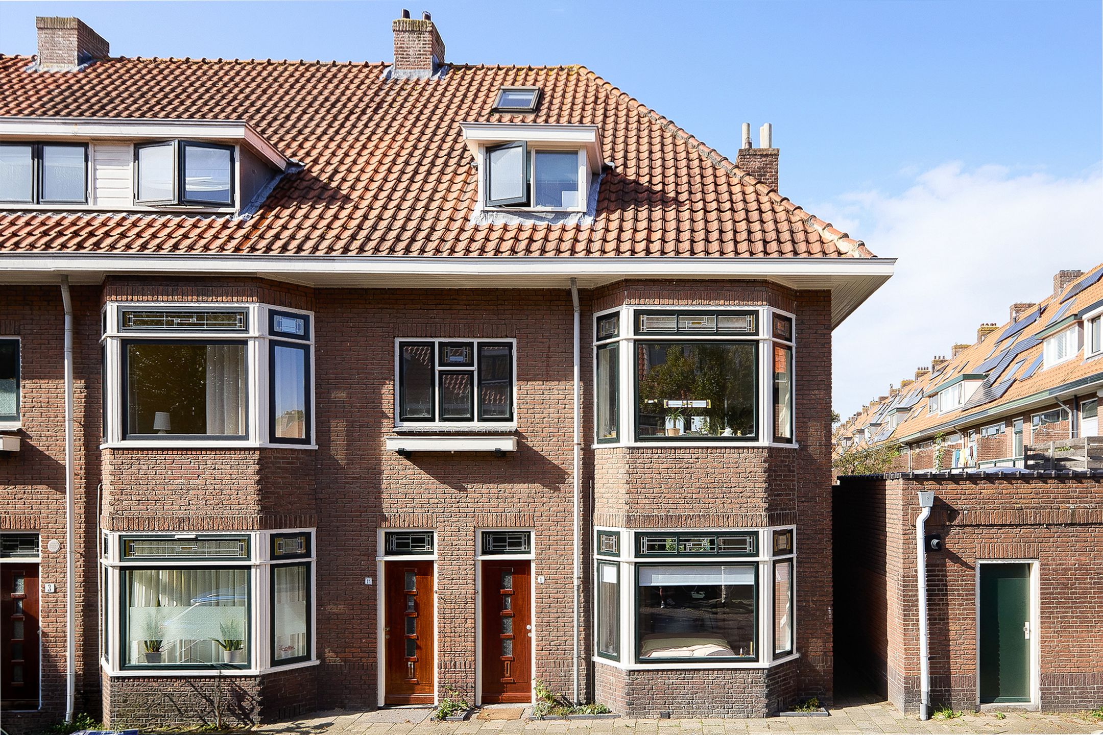 Foto van Van 't Hoffstraat 1, Leiden