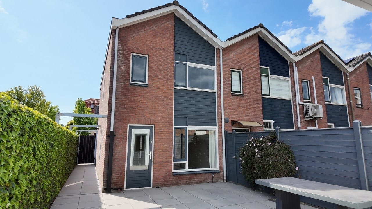 Foto van Lombokstraat 1, Leiden