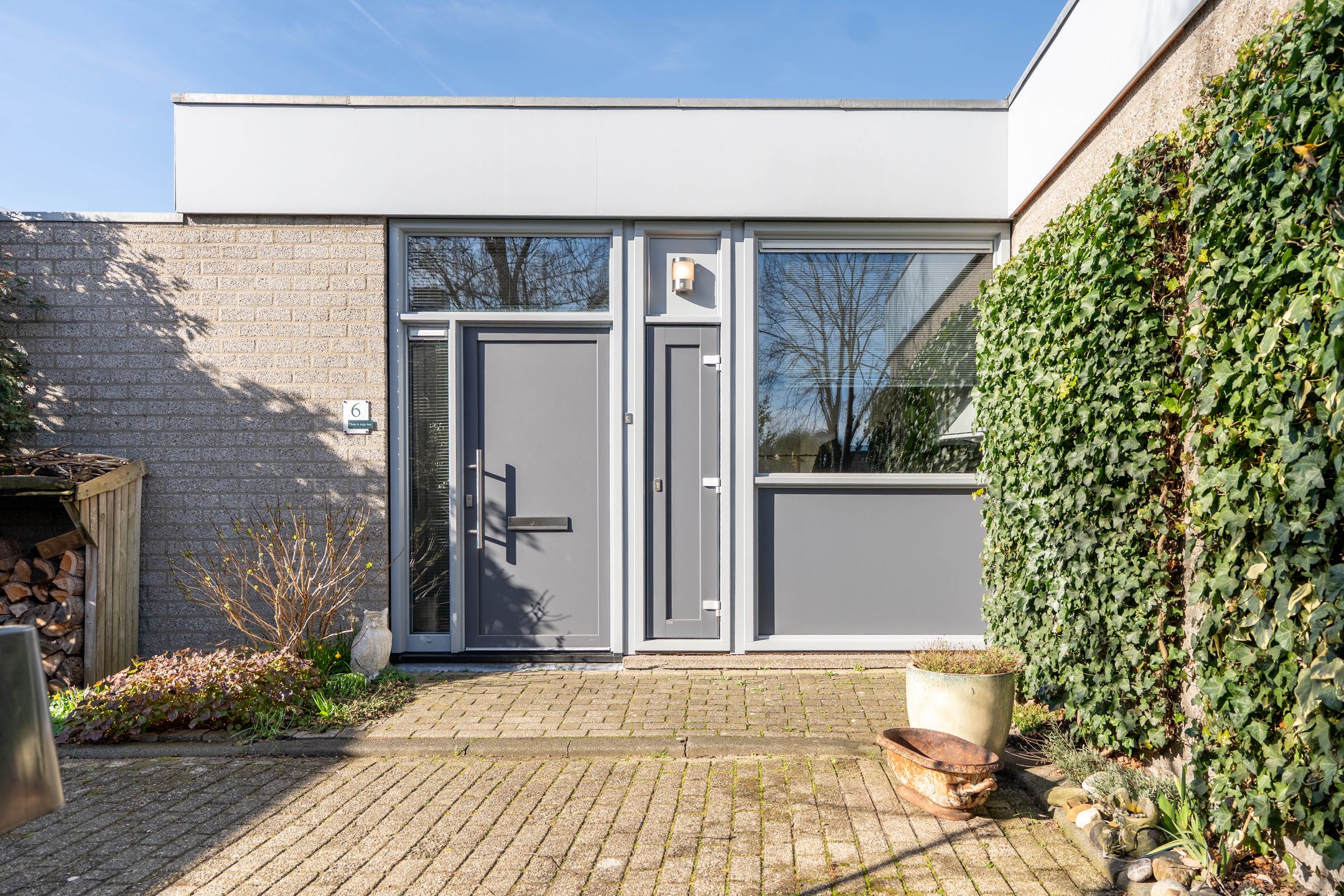 Foto van Atlasvlinder 6, Leiden