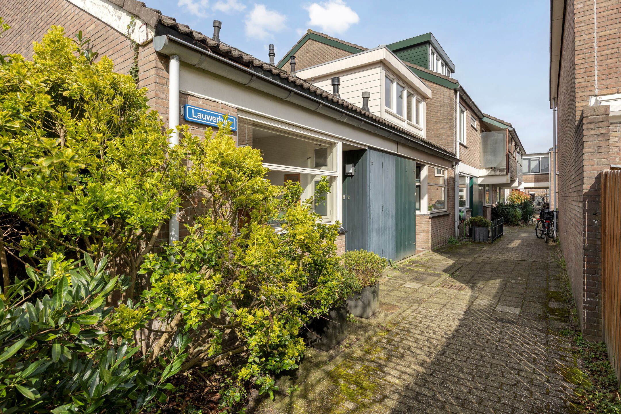 Foto van Lauwerbes 2, Leiden