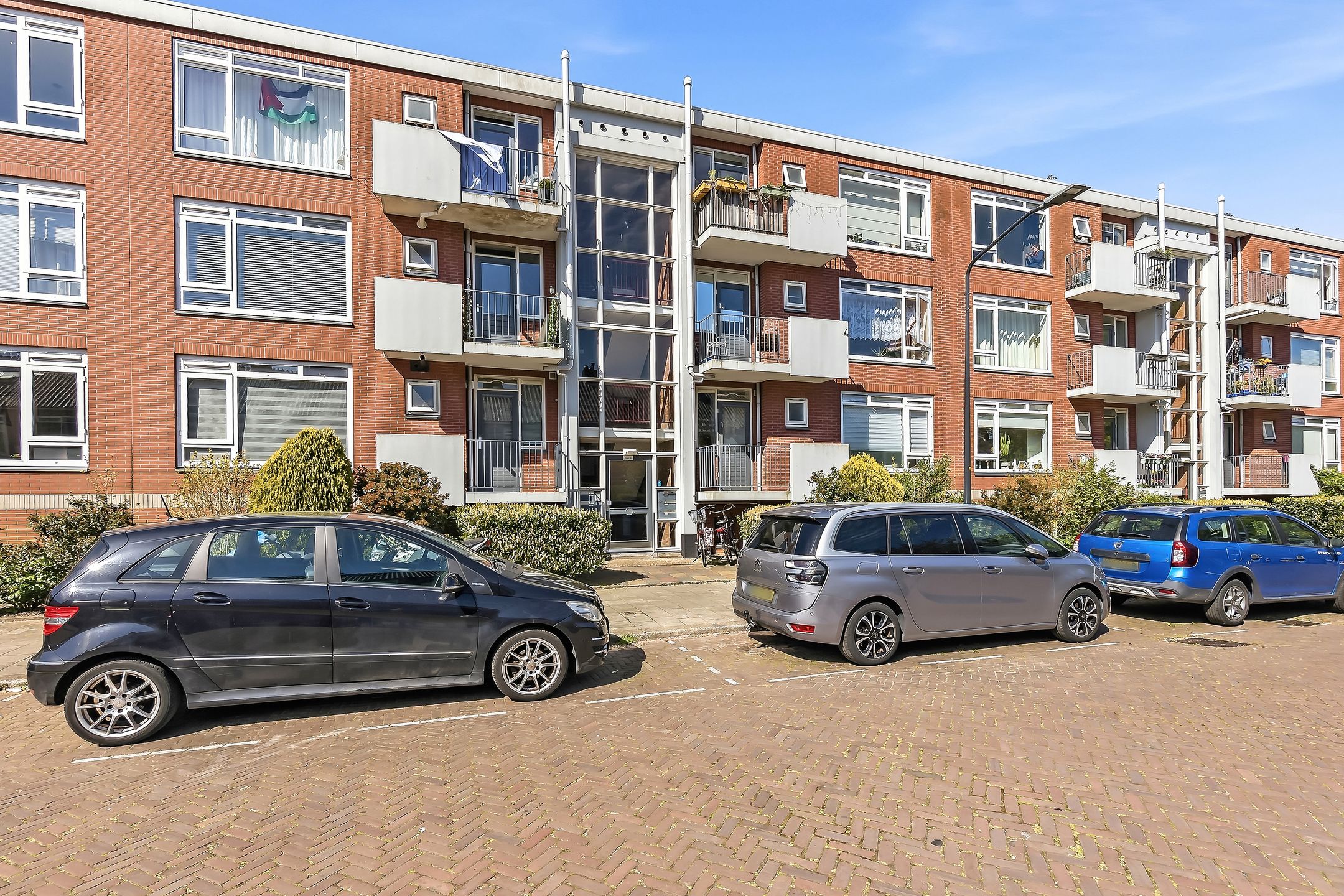 Foto van Peter van Anrooystraat 75, Leiden