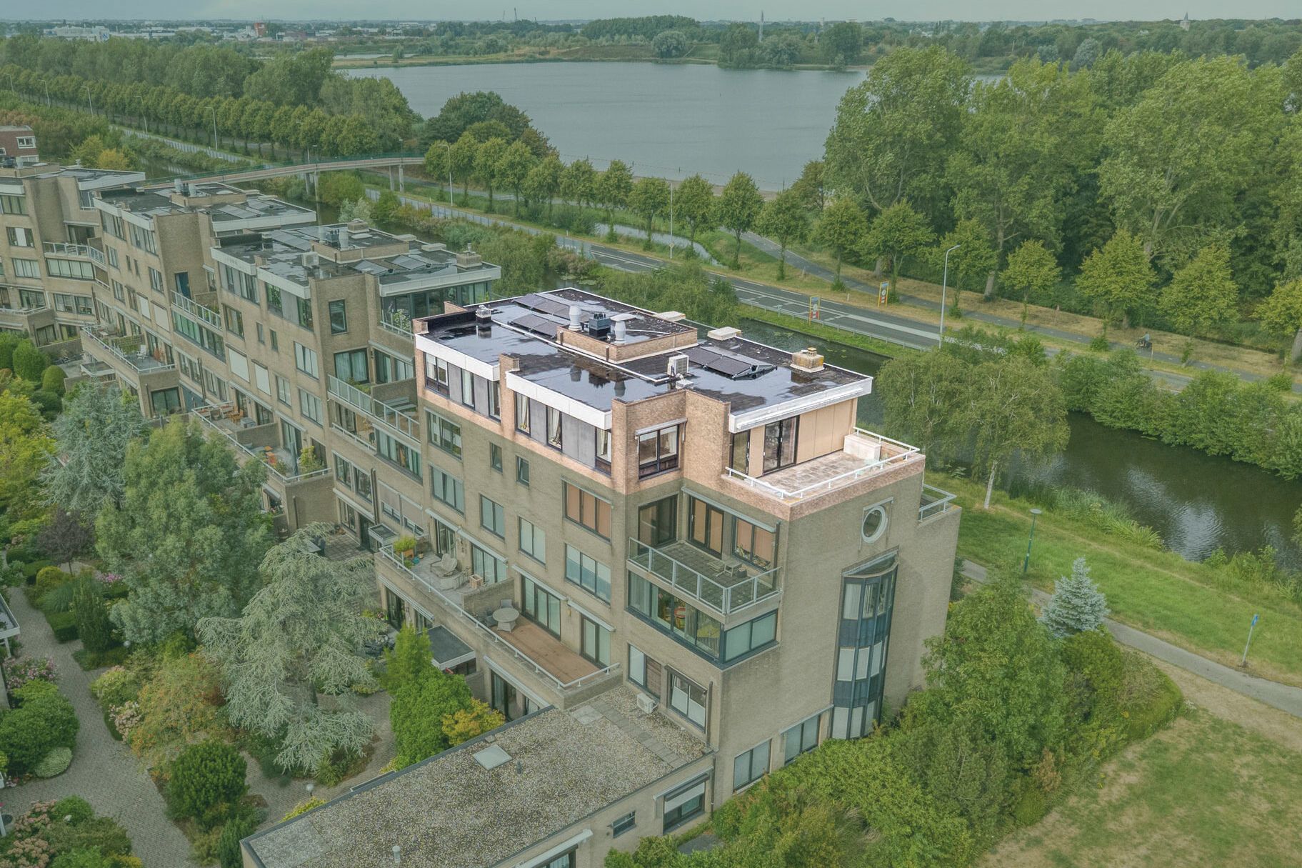 Foto van Reviuslaan 106, Oegstgeest
