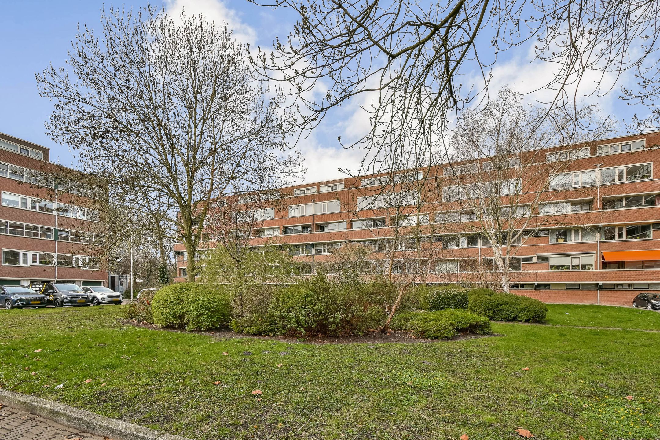 Foto van Santhorst 99, Leiderdorp