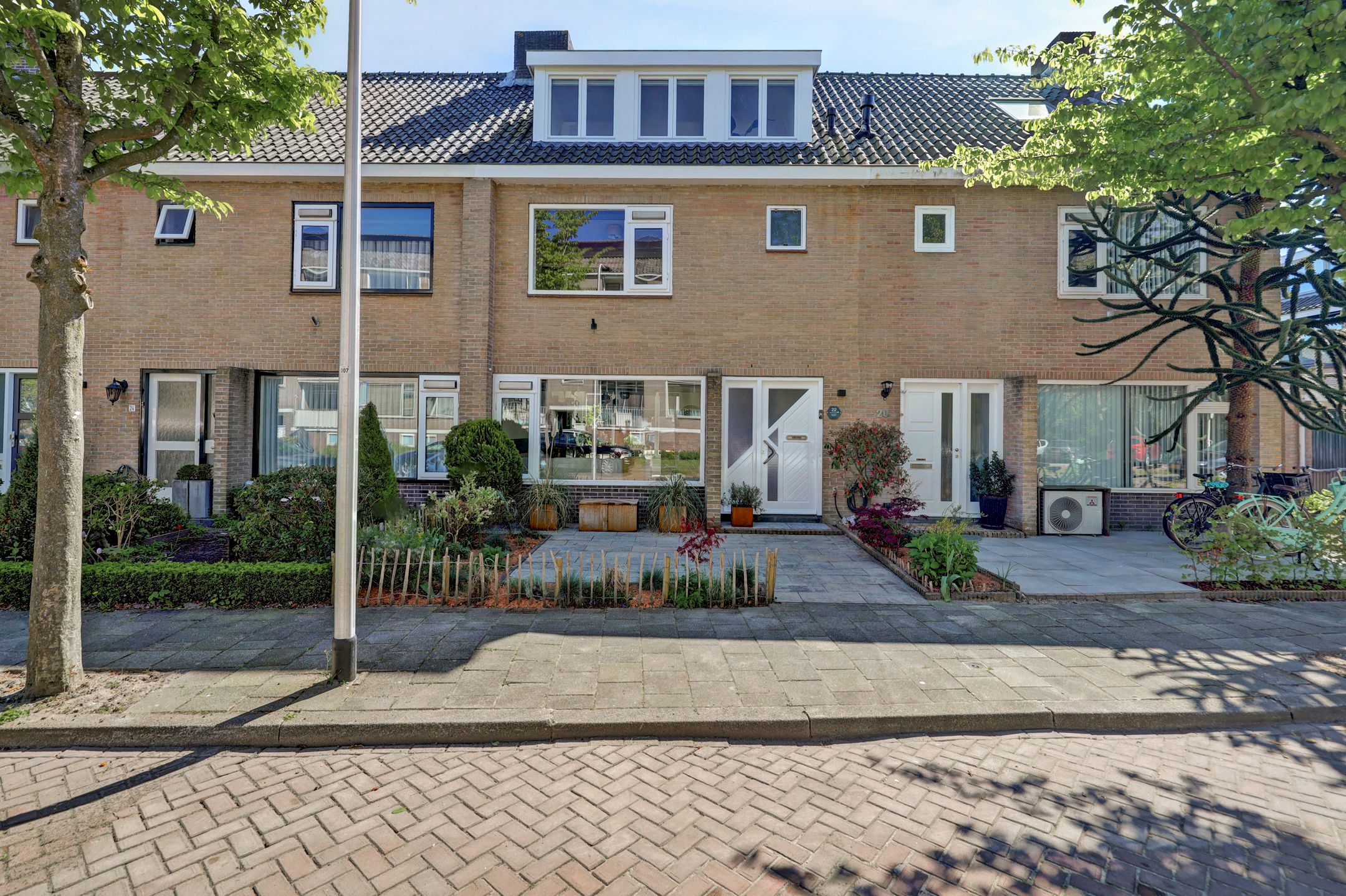 Foto van van den Woudestraat 22, Warmond
