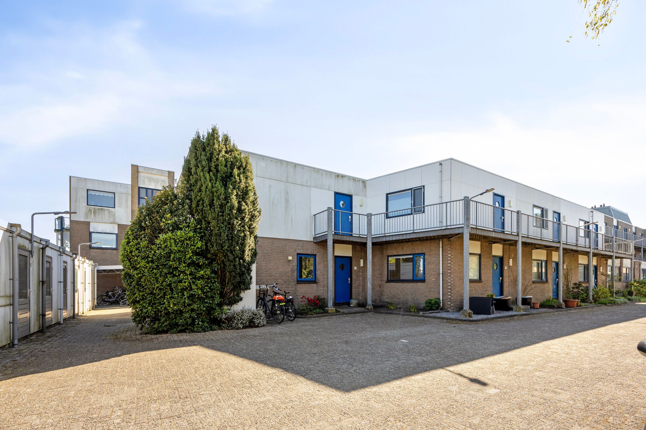Foto van Noordeinde 189B18, Roelofarendsveen