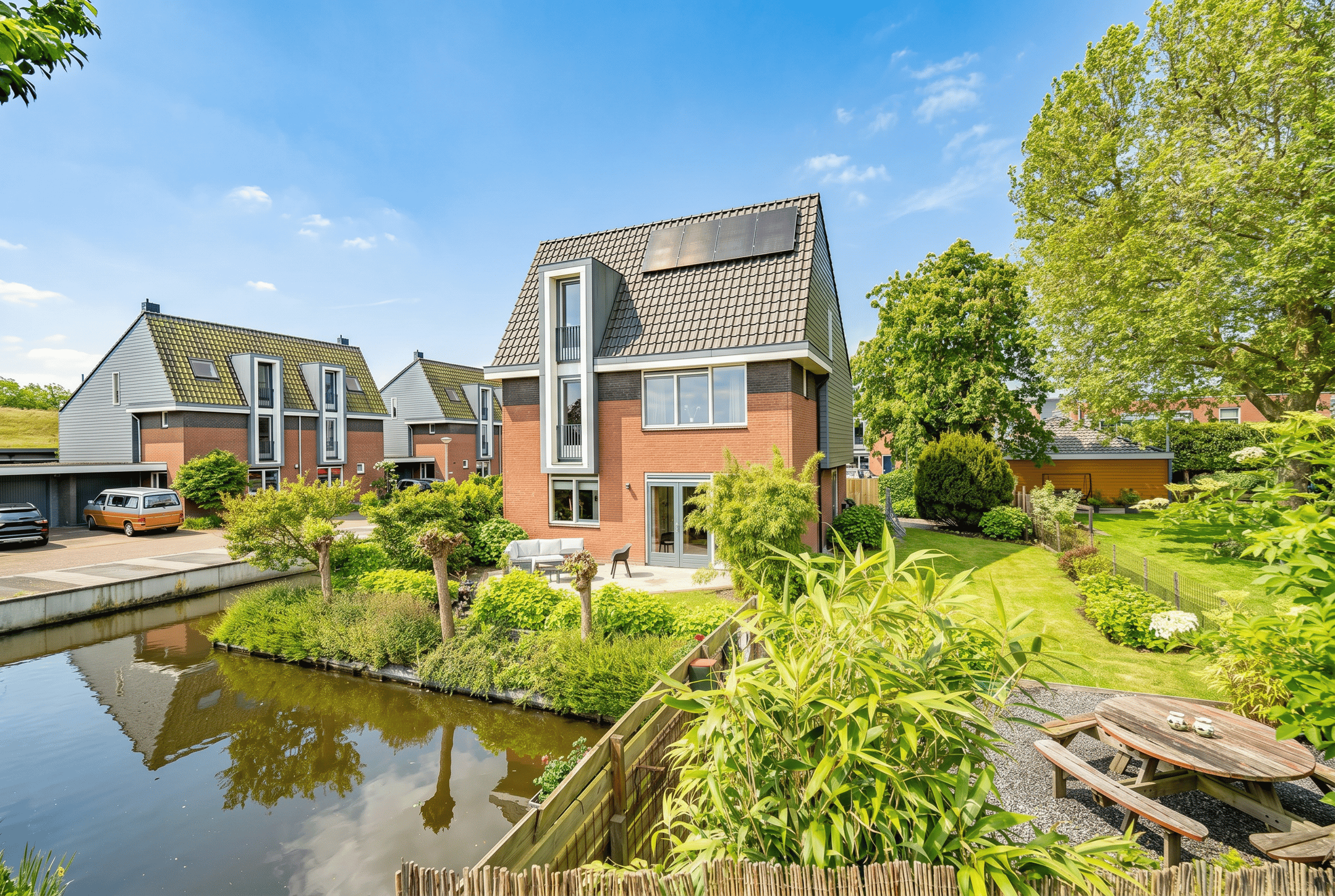 Foto van Zuidveldt 1, Zoeterwoude