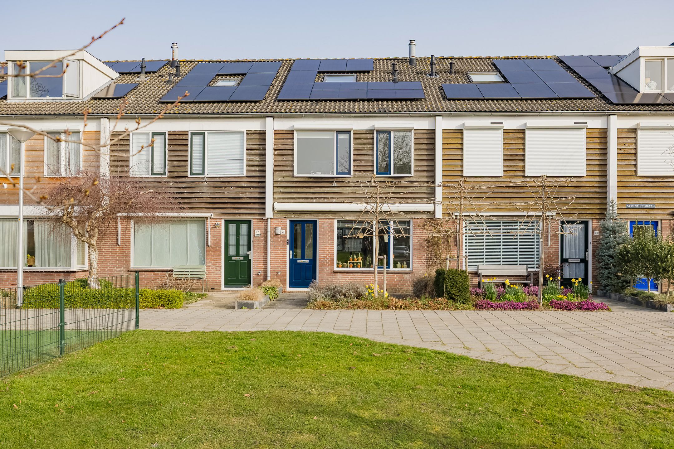 Foto van Serenadestraat 21, Alphen aan den Rijn